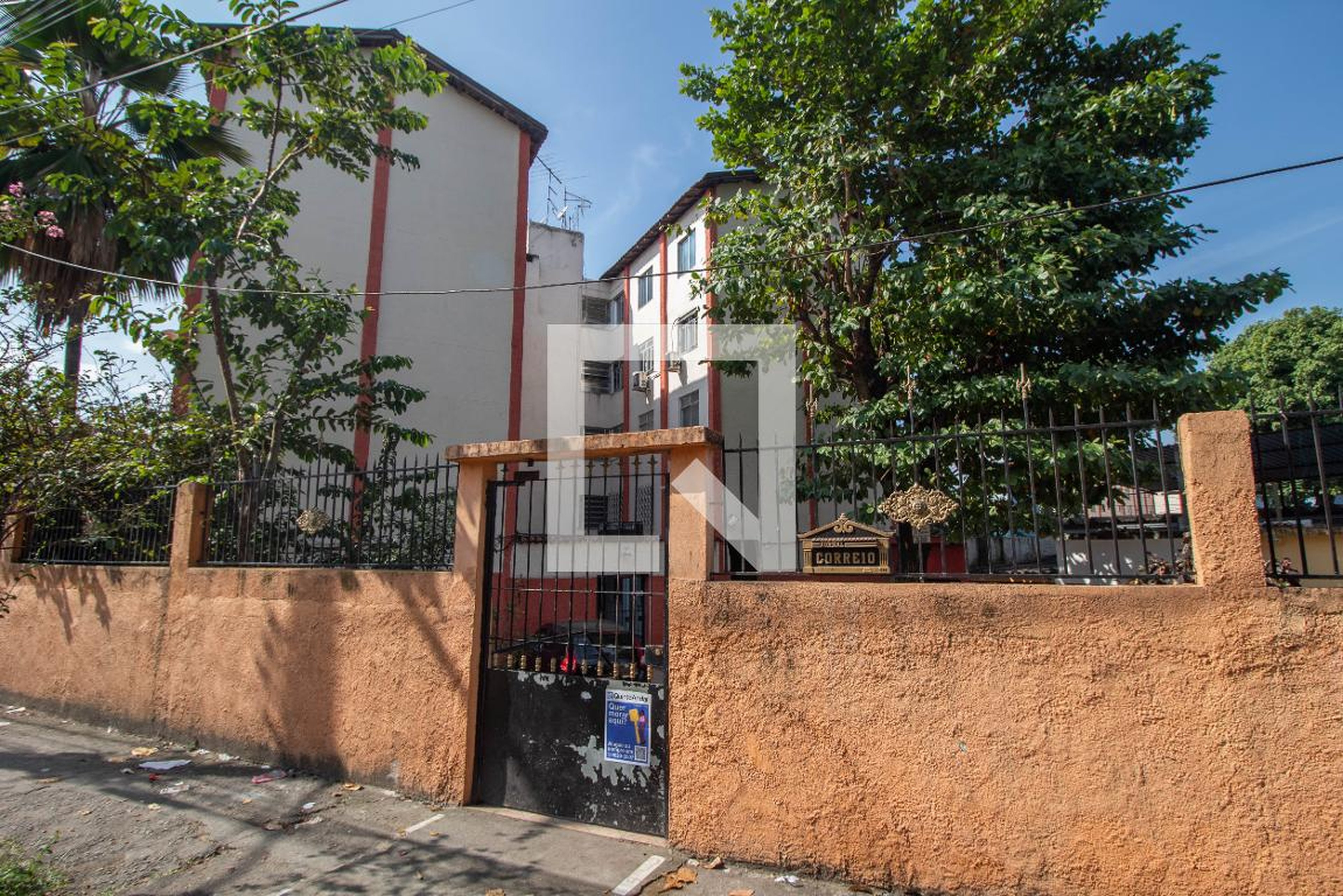 Fachada do Prédio Condomínio em Rua Rosário Fusco, 66