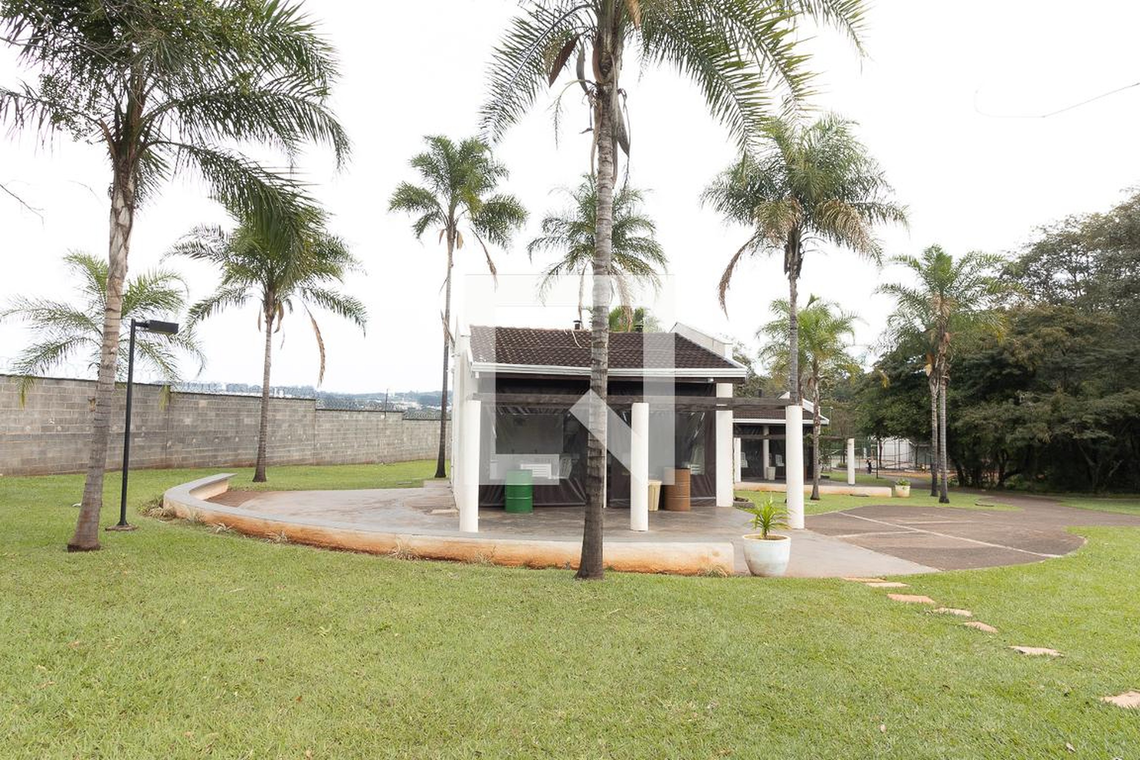 Churrasqueira - Bosque das Caviúnas