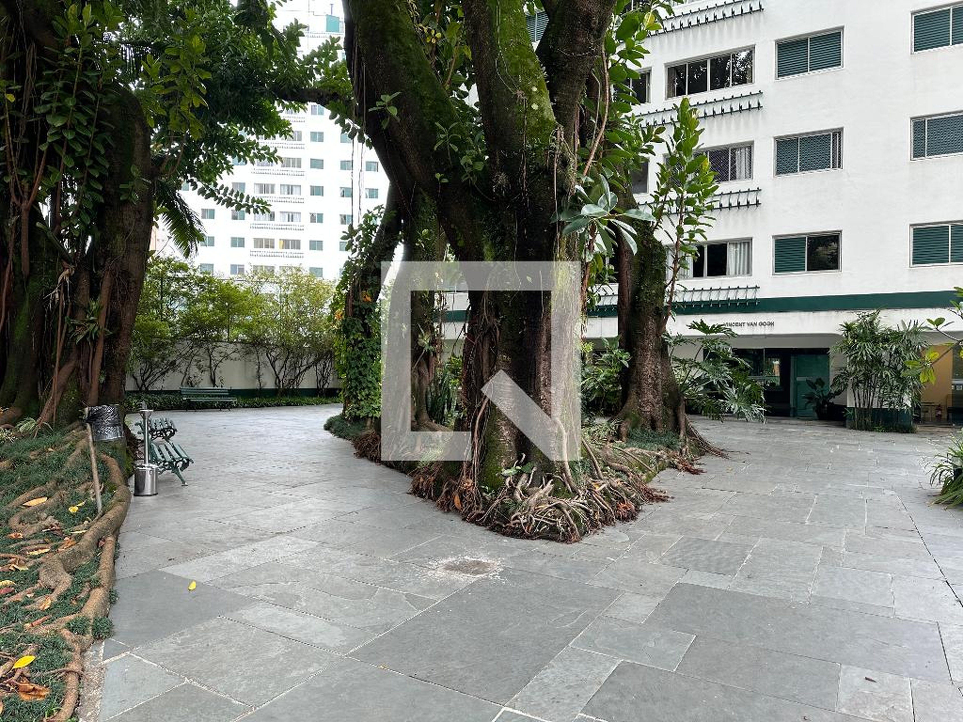 Área externa - Claude Monet