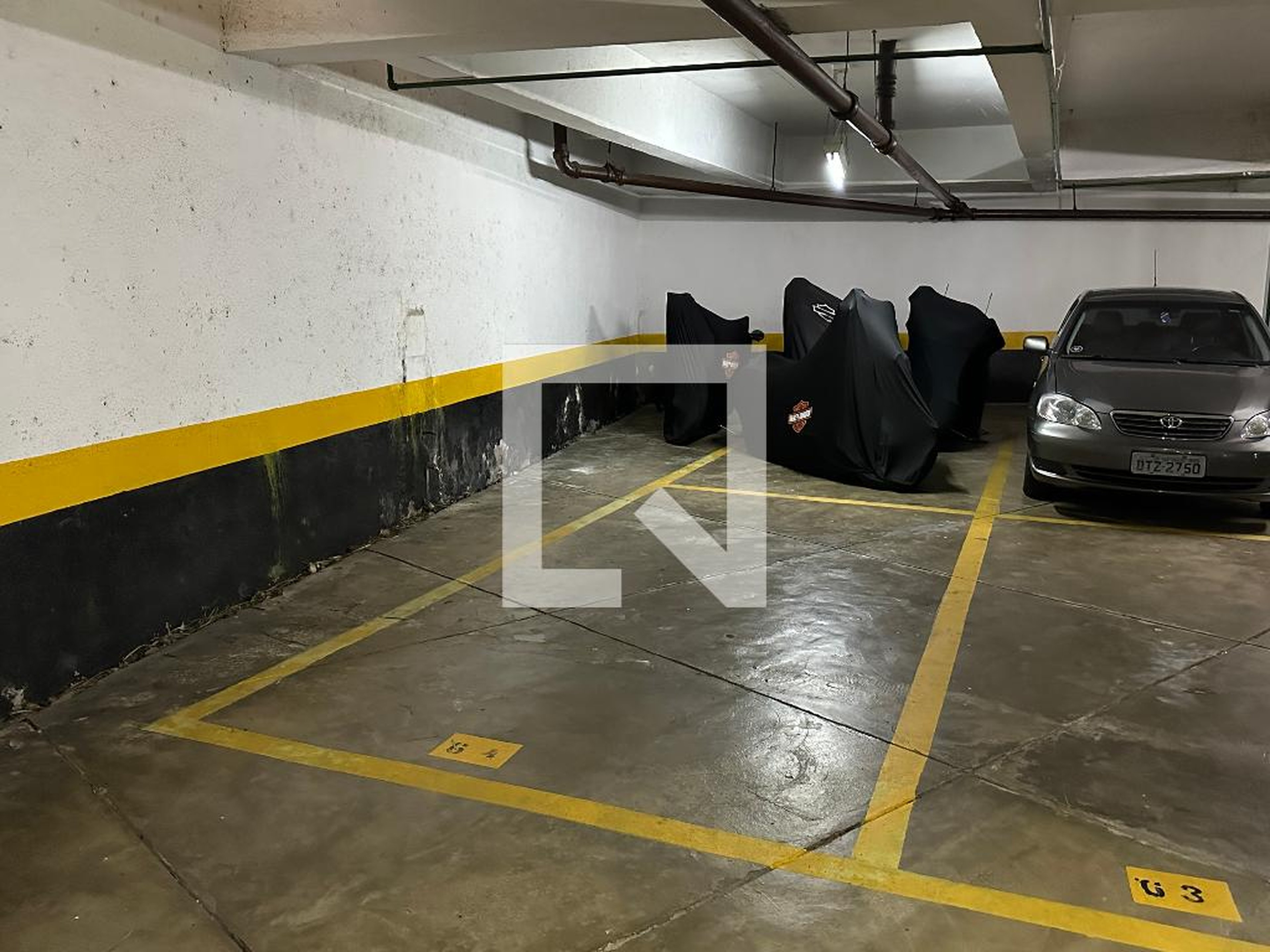 Estacionamento - Claude Monet