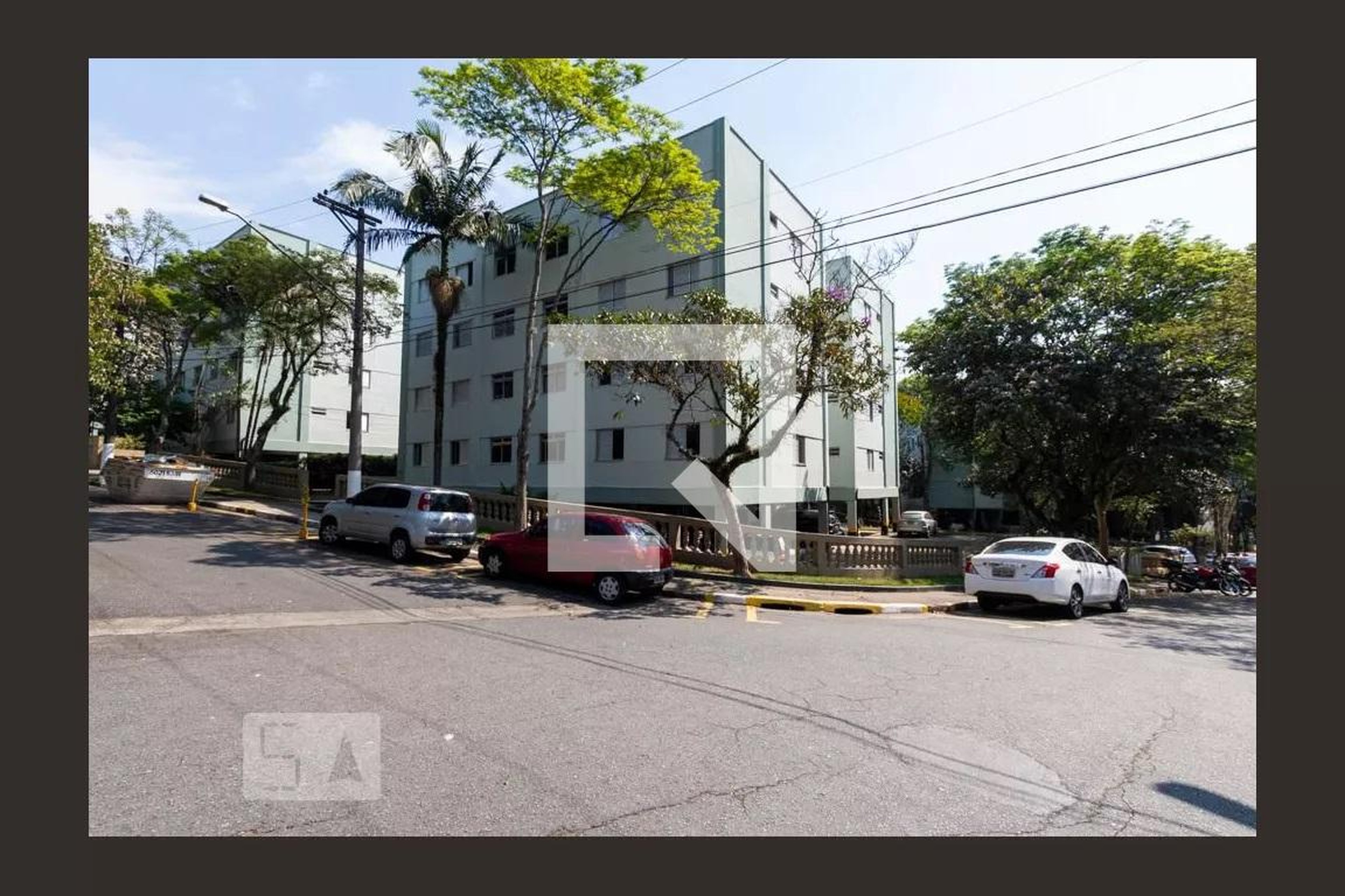 Fachada do condomínio Condomínio Engenheiro Armando de Arruda Perreira