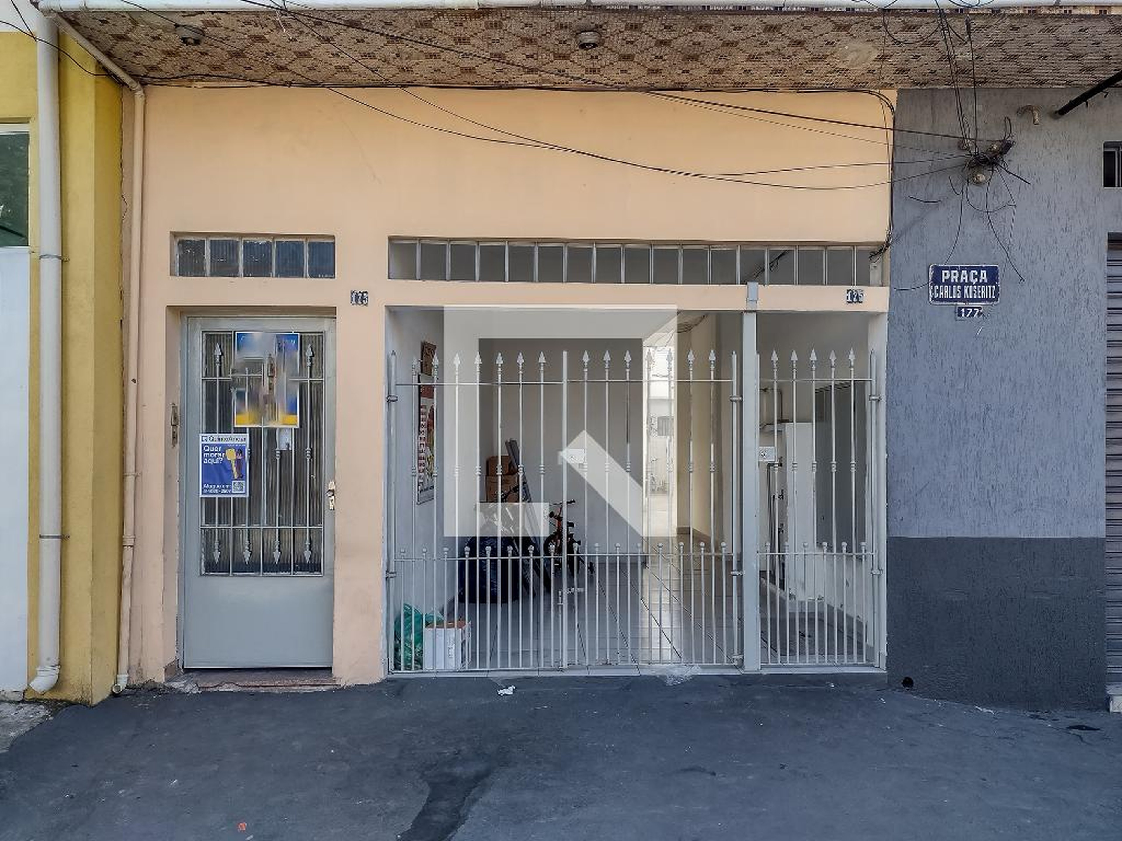 Fachada Condomínio em Praça Carlos Koseritz, 173