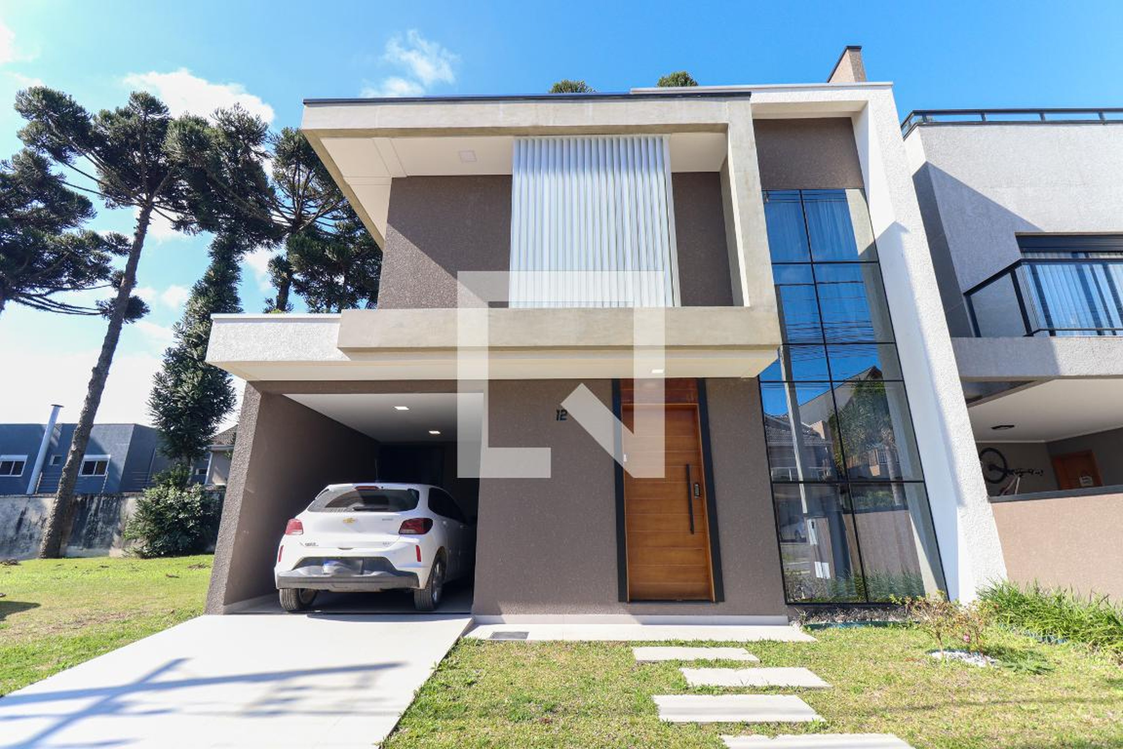 Fachada do Prédio Condomínio em Rua Nicola Pellanda, 3331