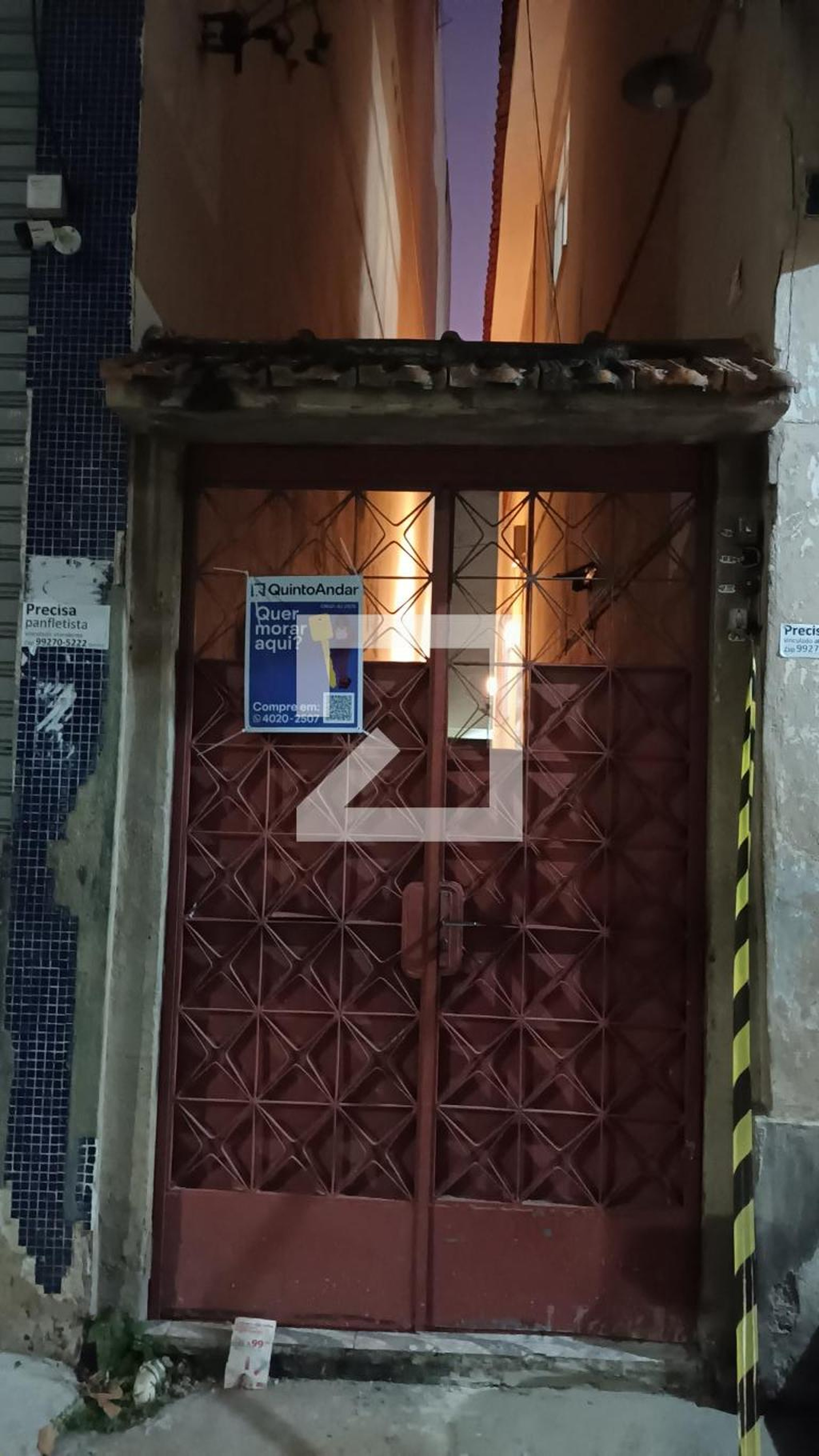 Fachada Condomínio em Rua Sanatório, 75