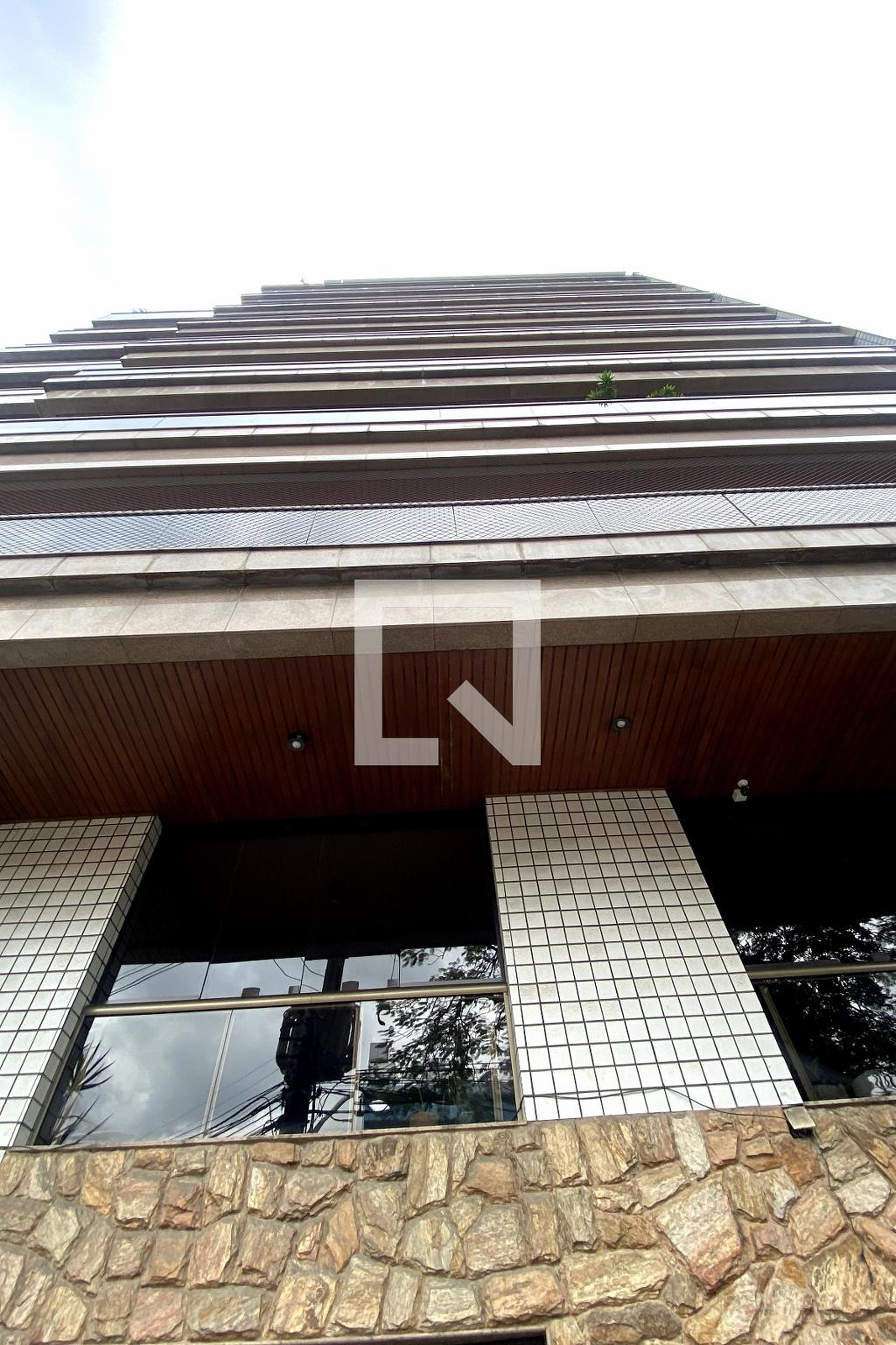 Fachada Condomínio em Rua General Câmara, 583