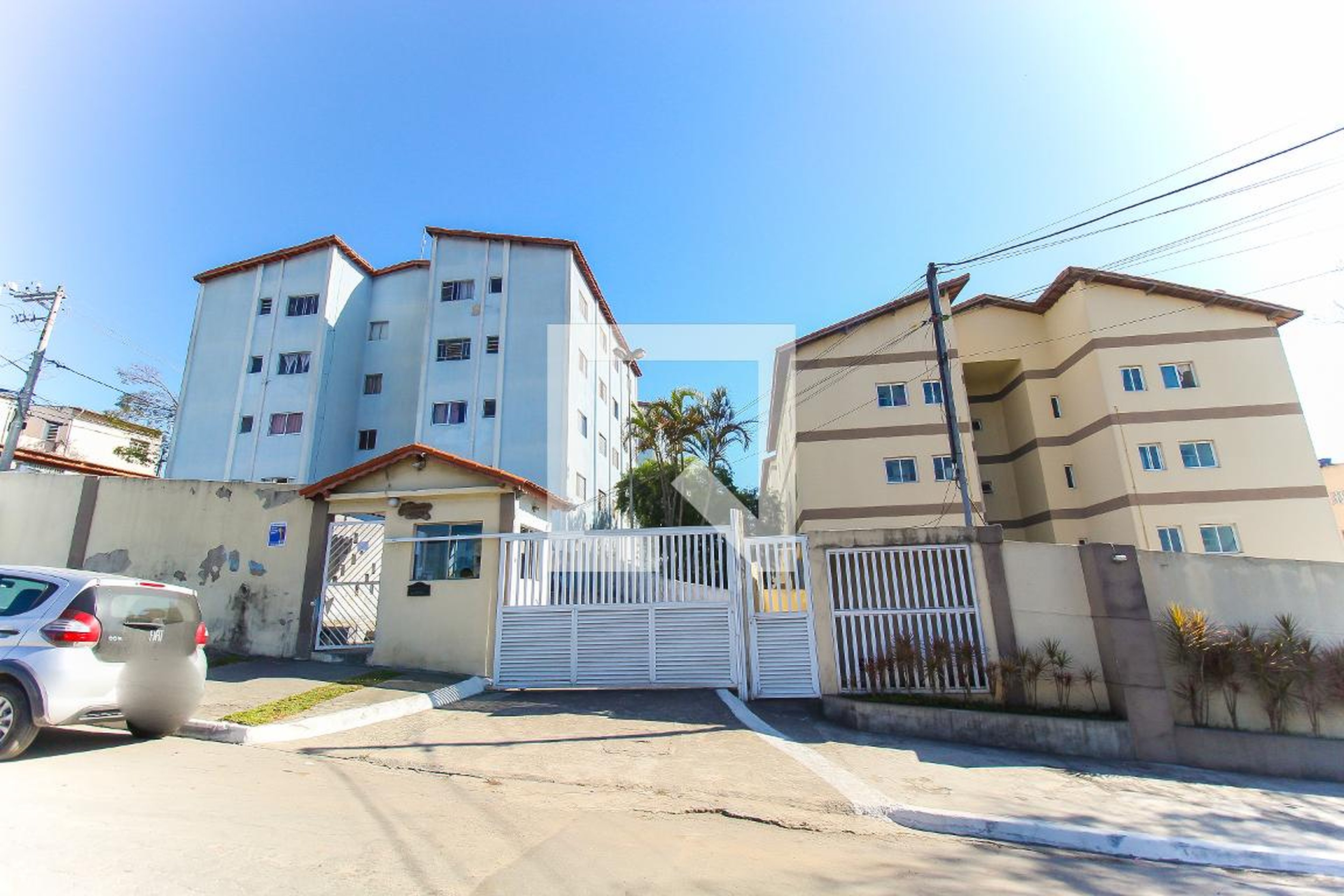 Fachada Condomínio em Rua Petrolina, 31