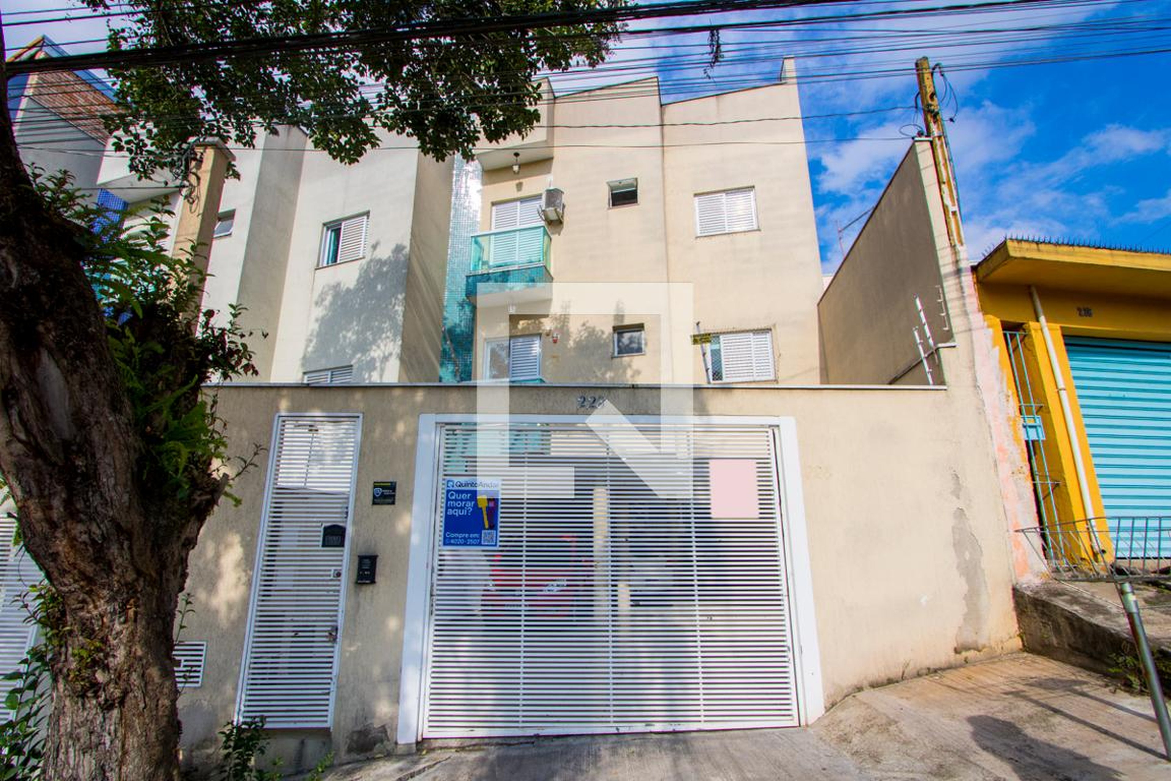 Fachada Condomínio em Rua Catarina Maria, 228