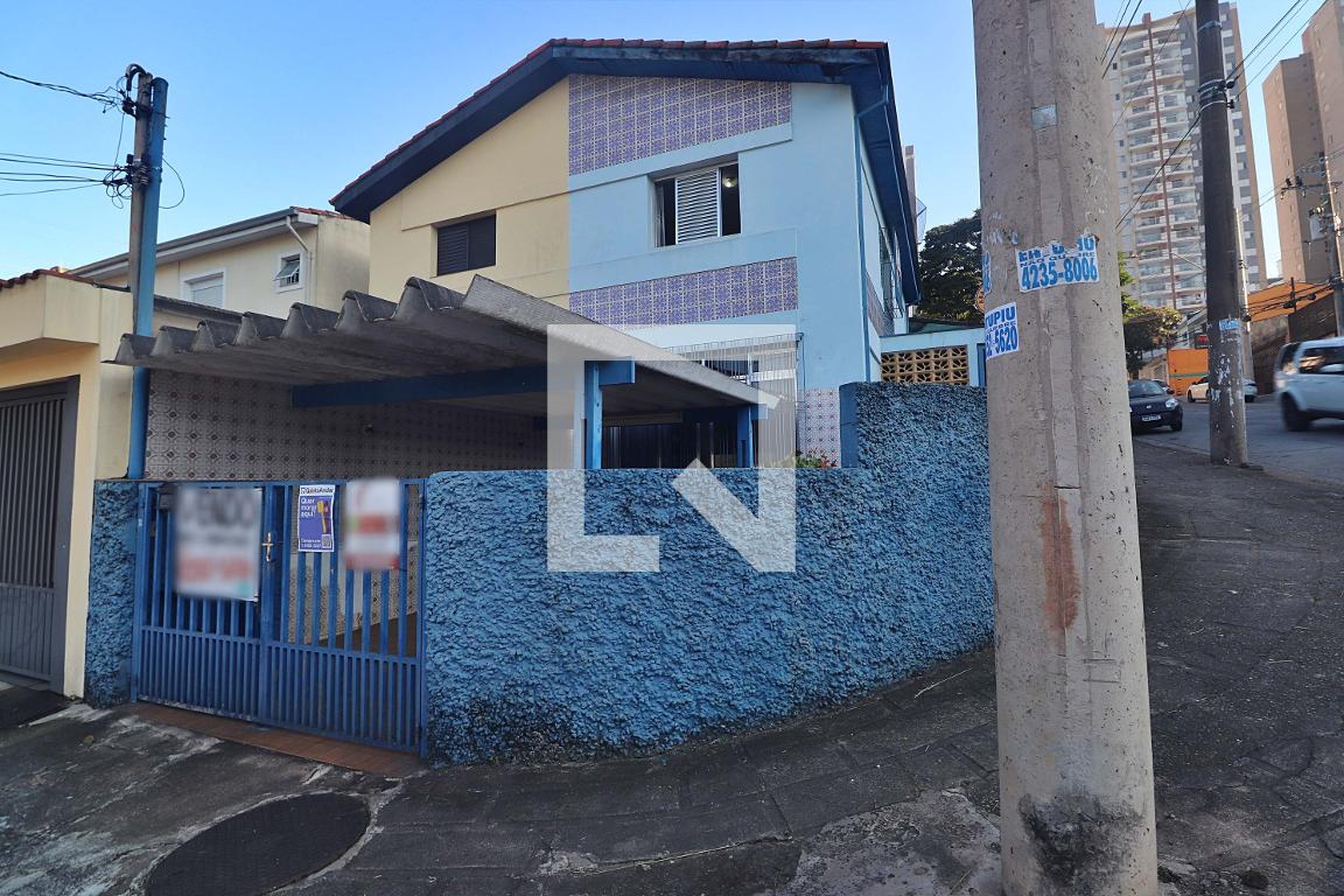 Fachada Condomínio em Rua Manacá, 122