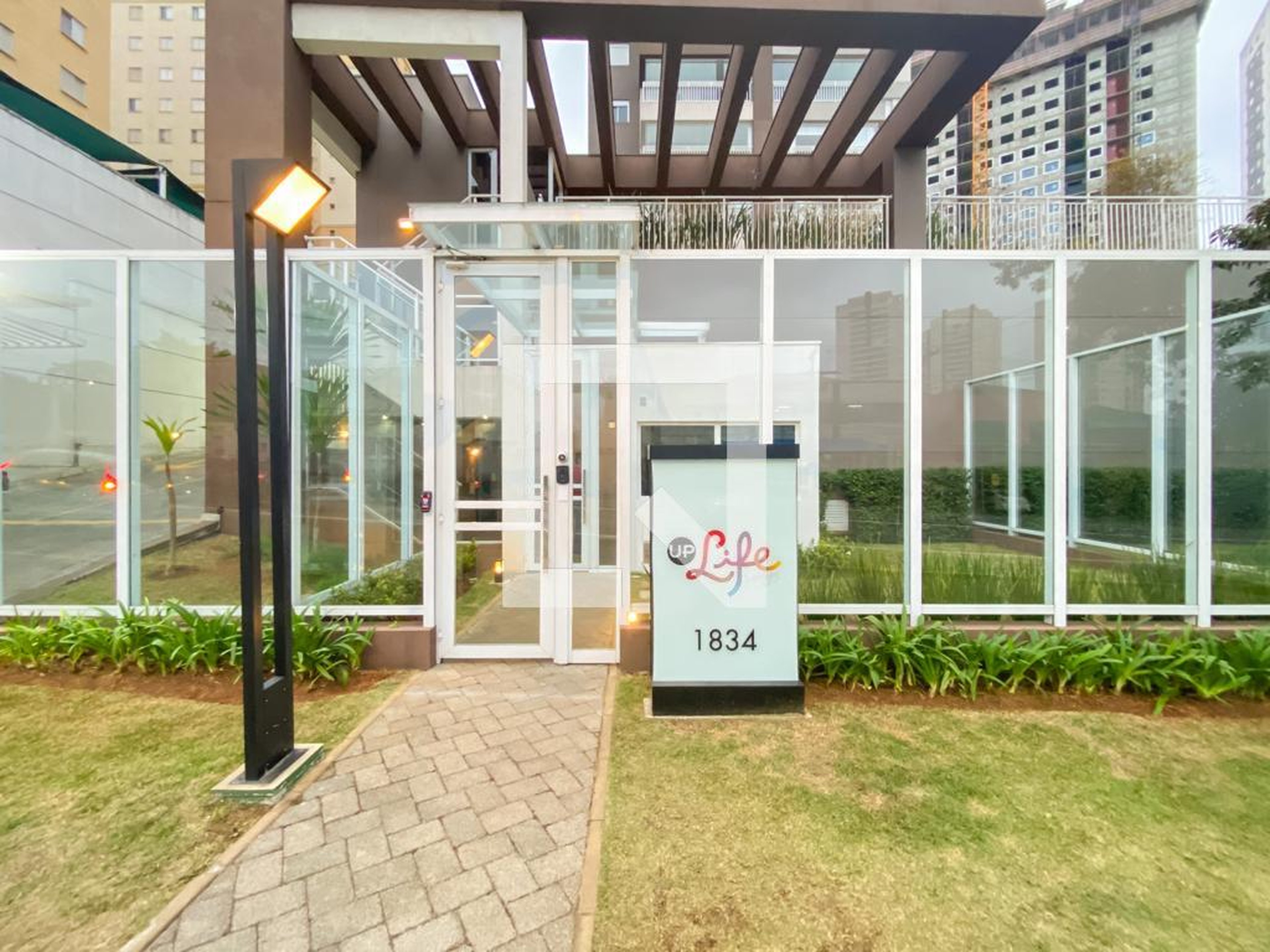 Fachada do Condomínio Condomínio UP Life
