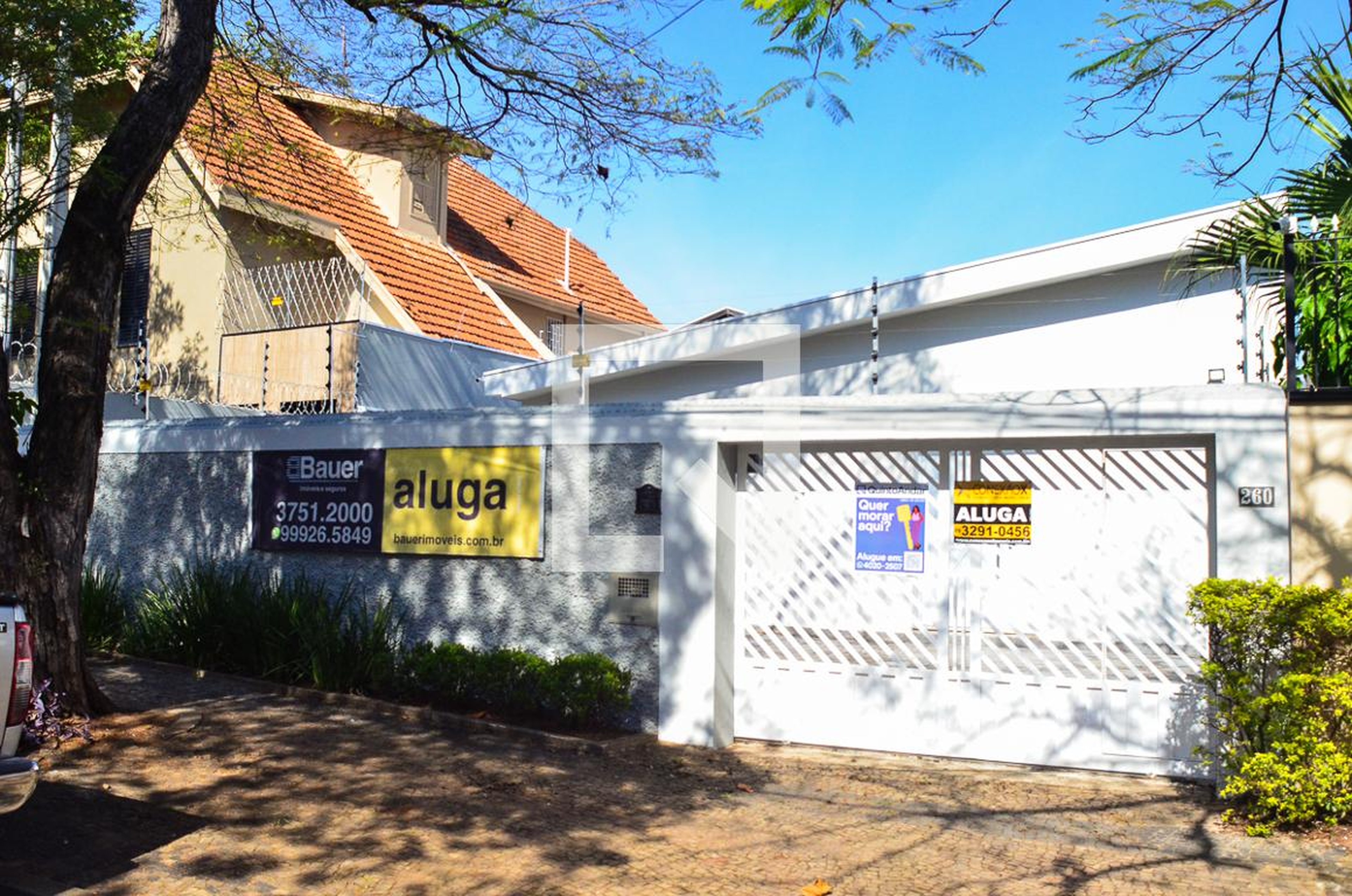 Fachada Condomínio em Avenida Doutor Manoel Afonso Ferreira, 260