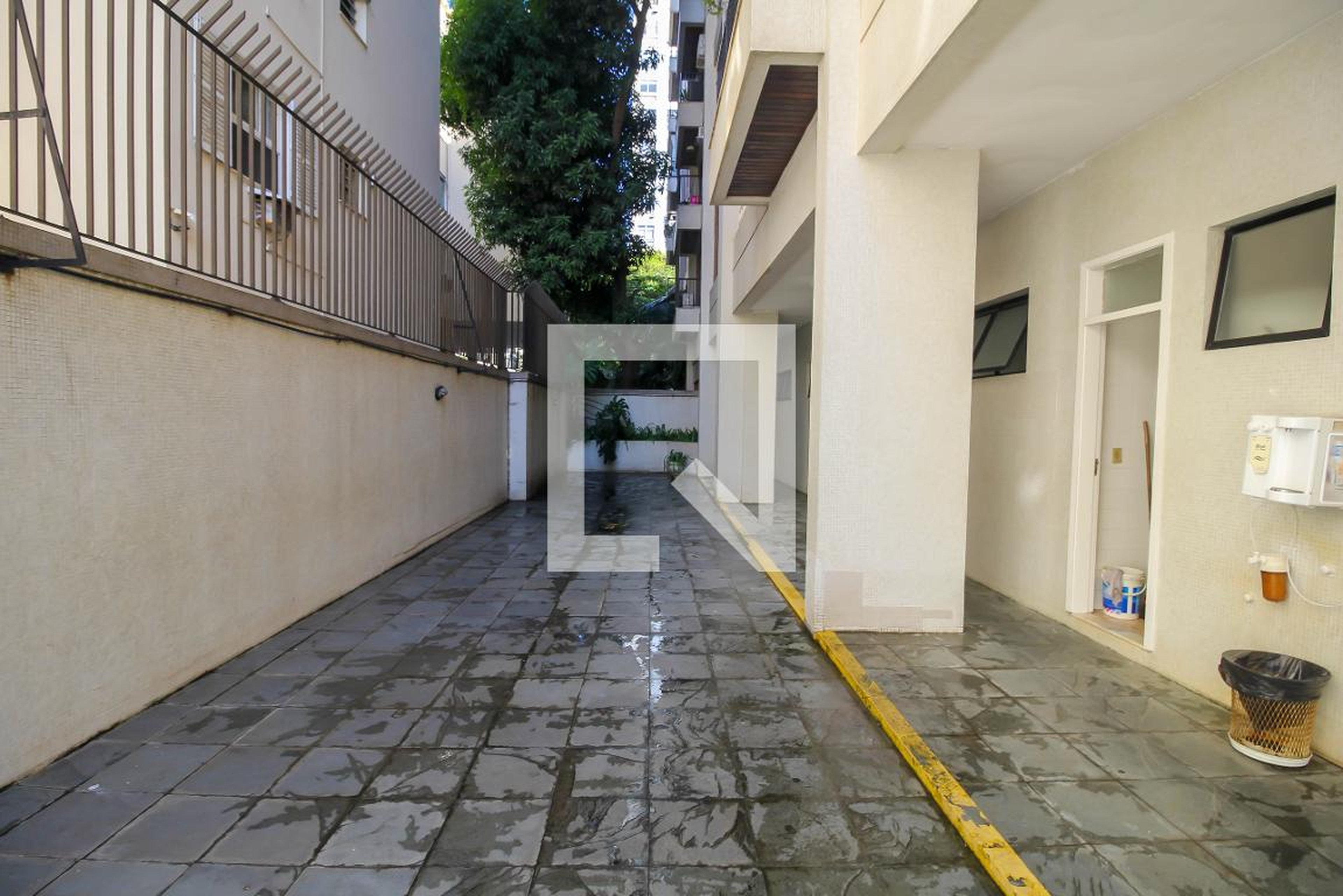 Área comum - Edifício Paul Eluard