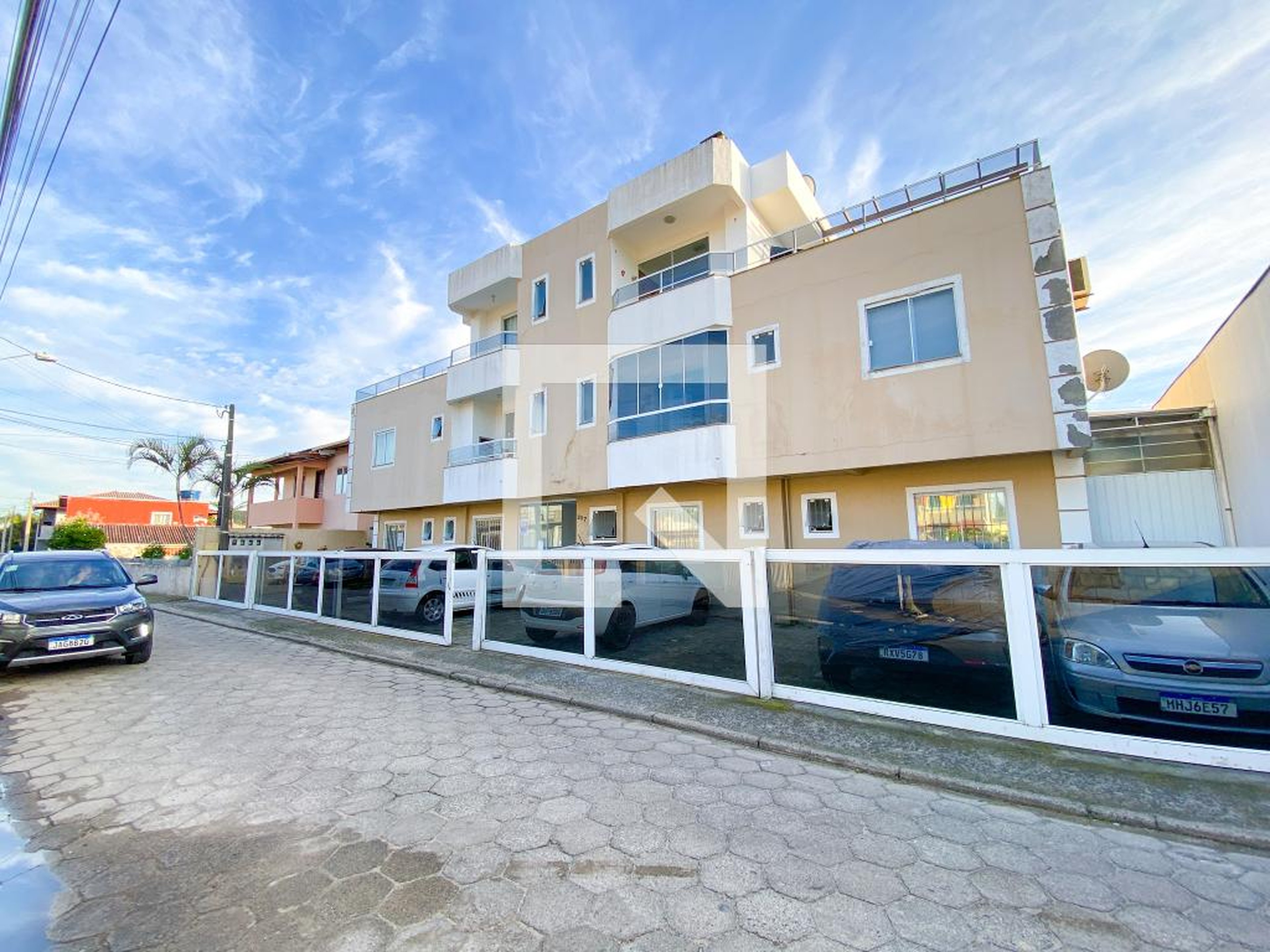 Fachada do Prédio Condomínio em Rua Albatroz, 597