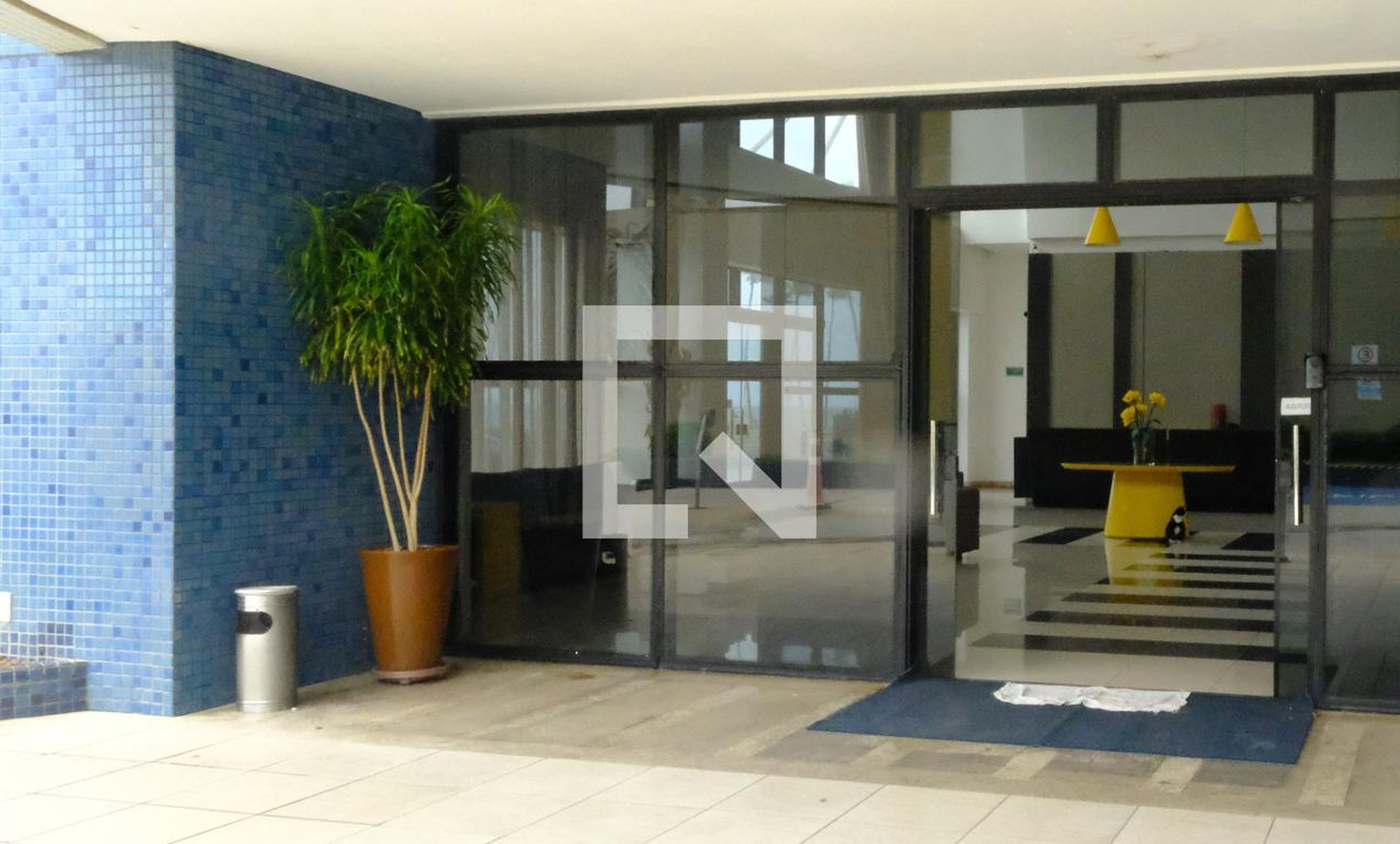 Entrada - Bahia Suites Residence
