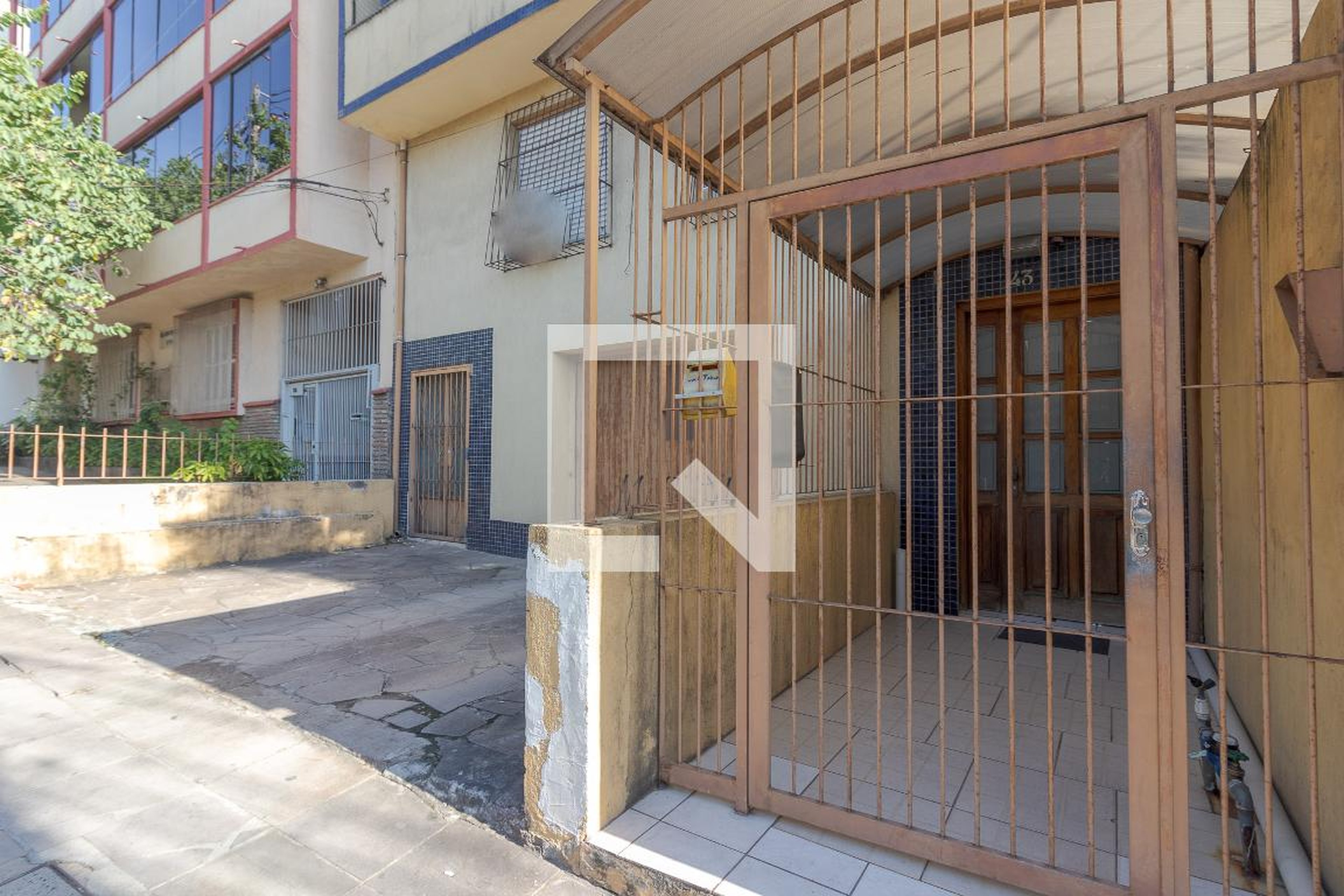 Fachada Condomínio em Rua Dom Pedro Ii, 46