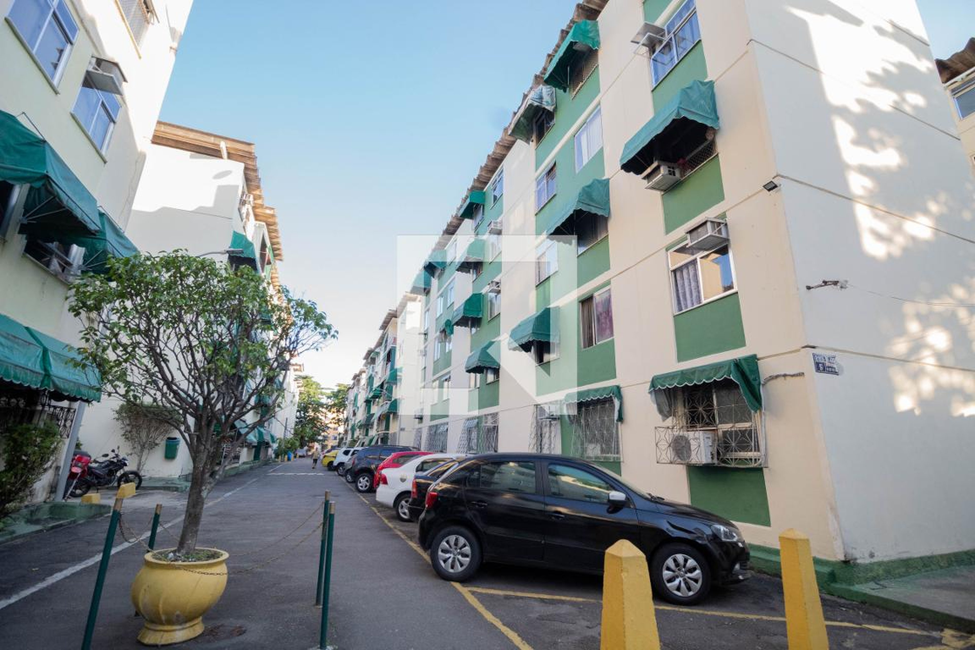 Fachada do Prédio Condomínio o Regina Celia Silva Flora