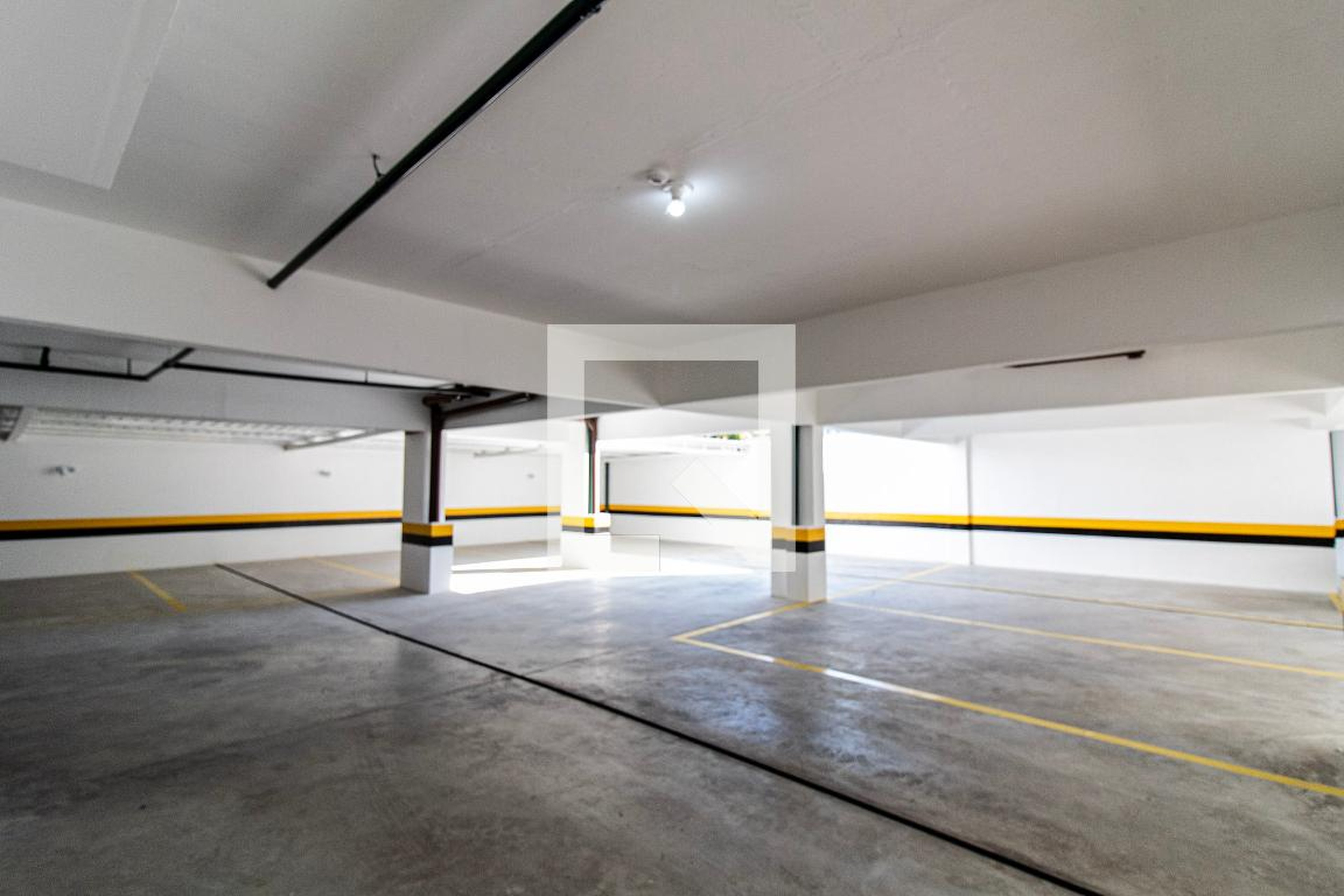 estacionamento Residencial Pinheiro