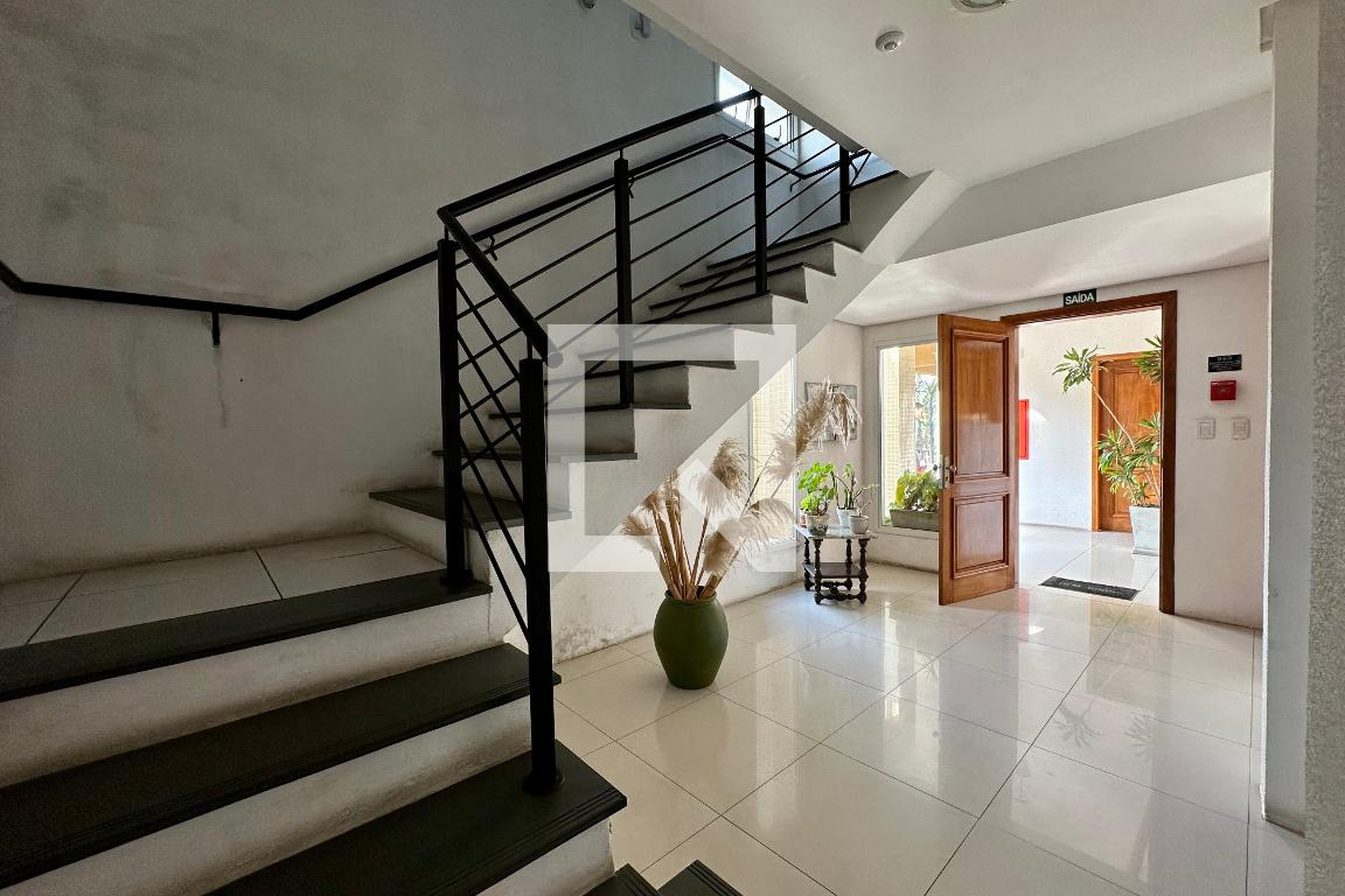 Hall social - Edifício Residencial Joaquim Cruz