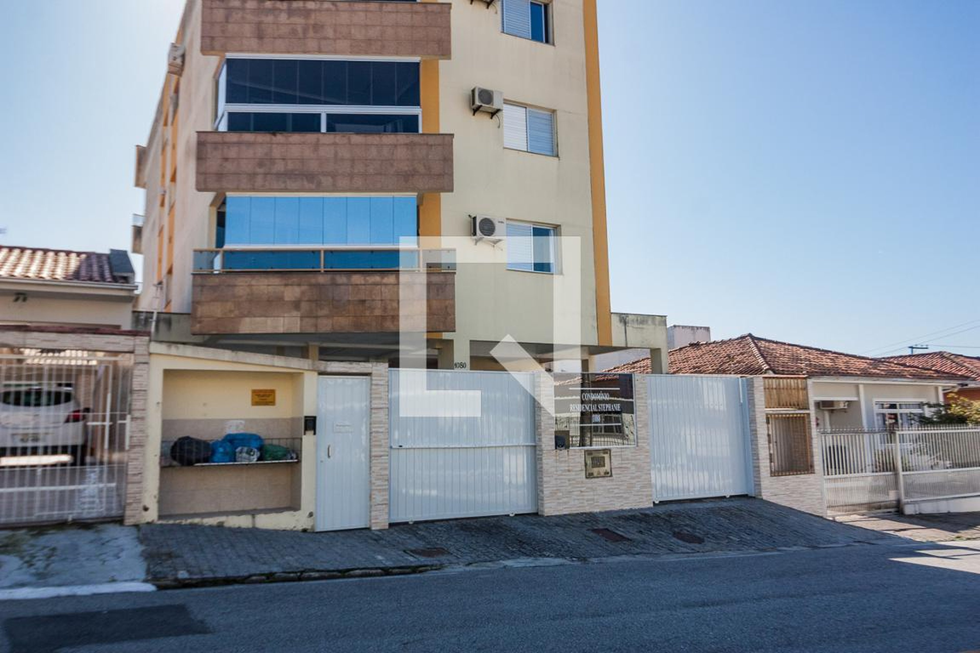 Fachada Residencial Stephanie