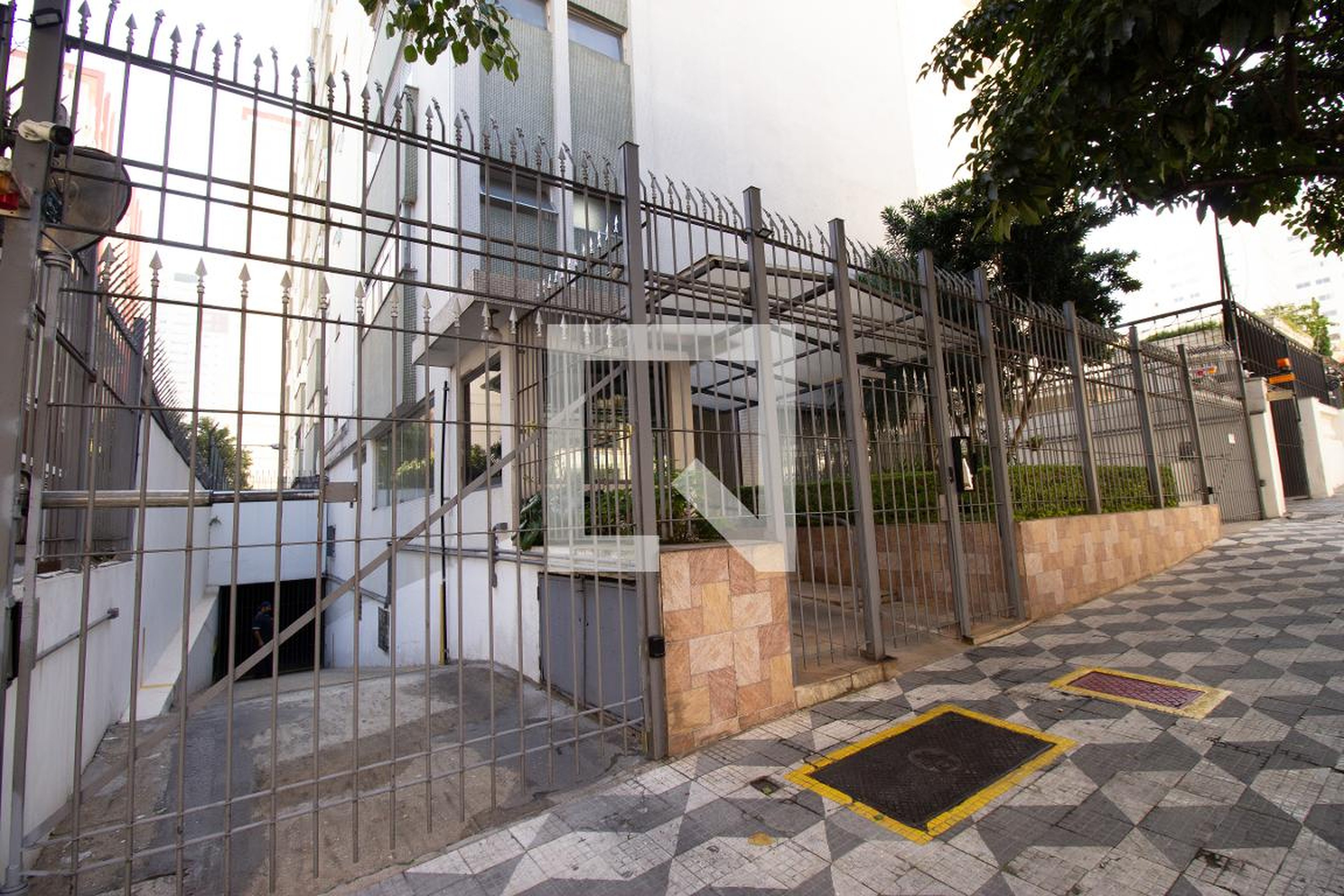 Fachada do Prédio Condomínio Ciomara