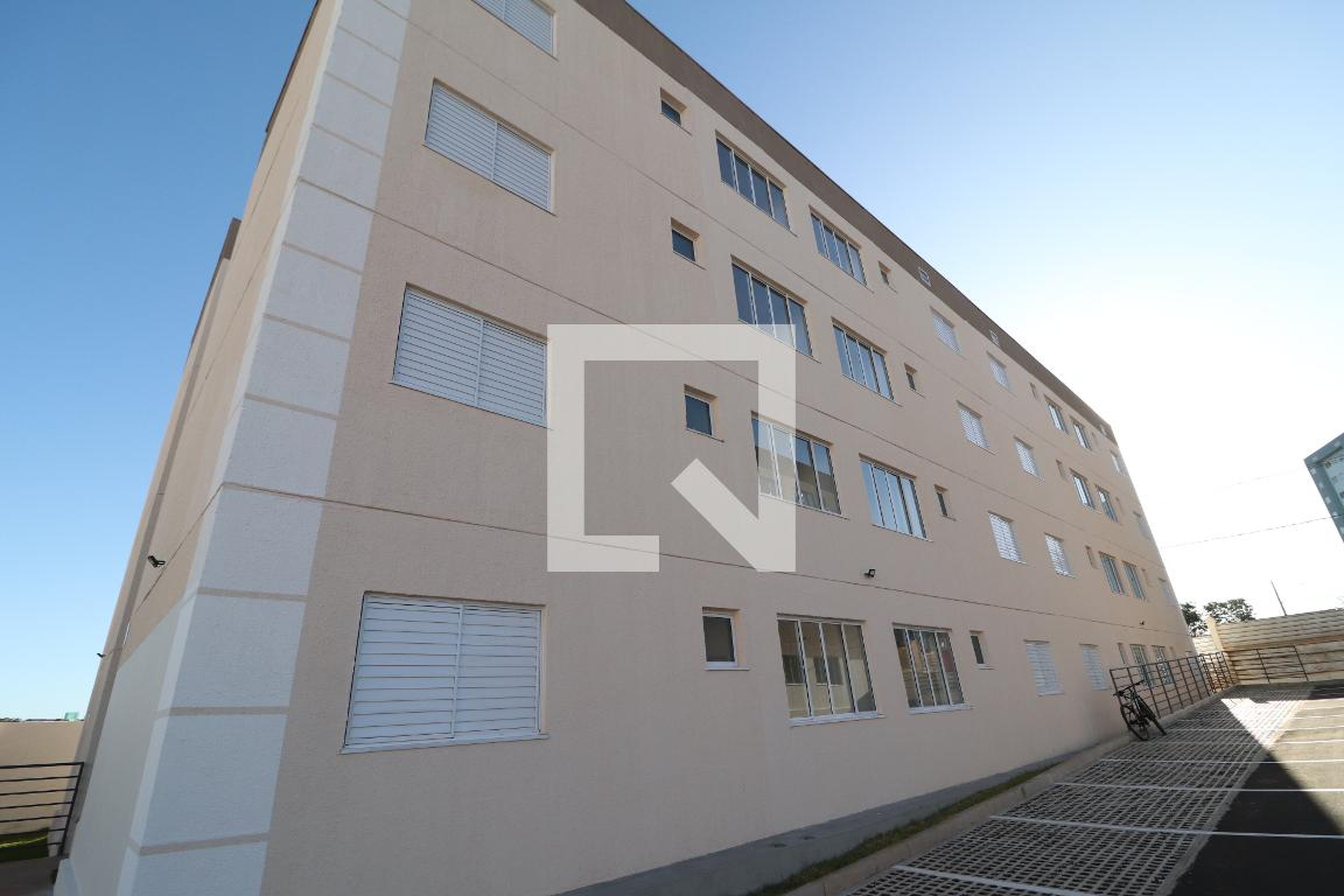 Fachada do Prédio Condomínio Village Place