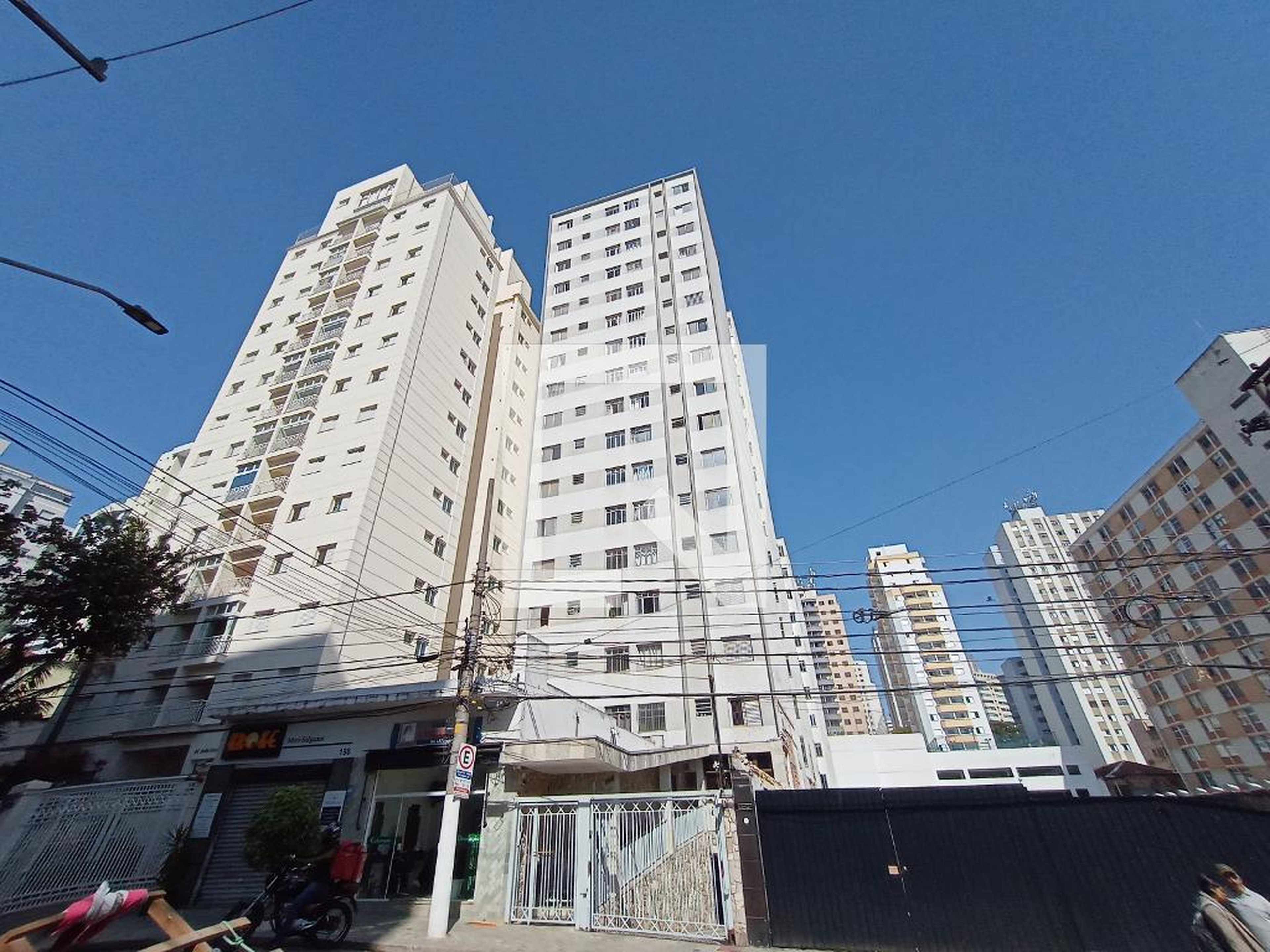 Fachada do Prédio Condomínio La Boheme