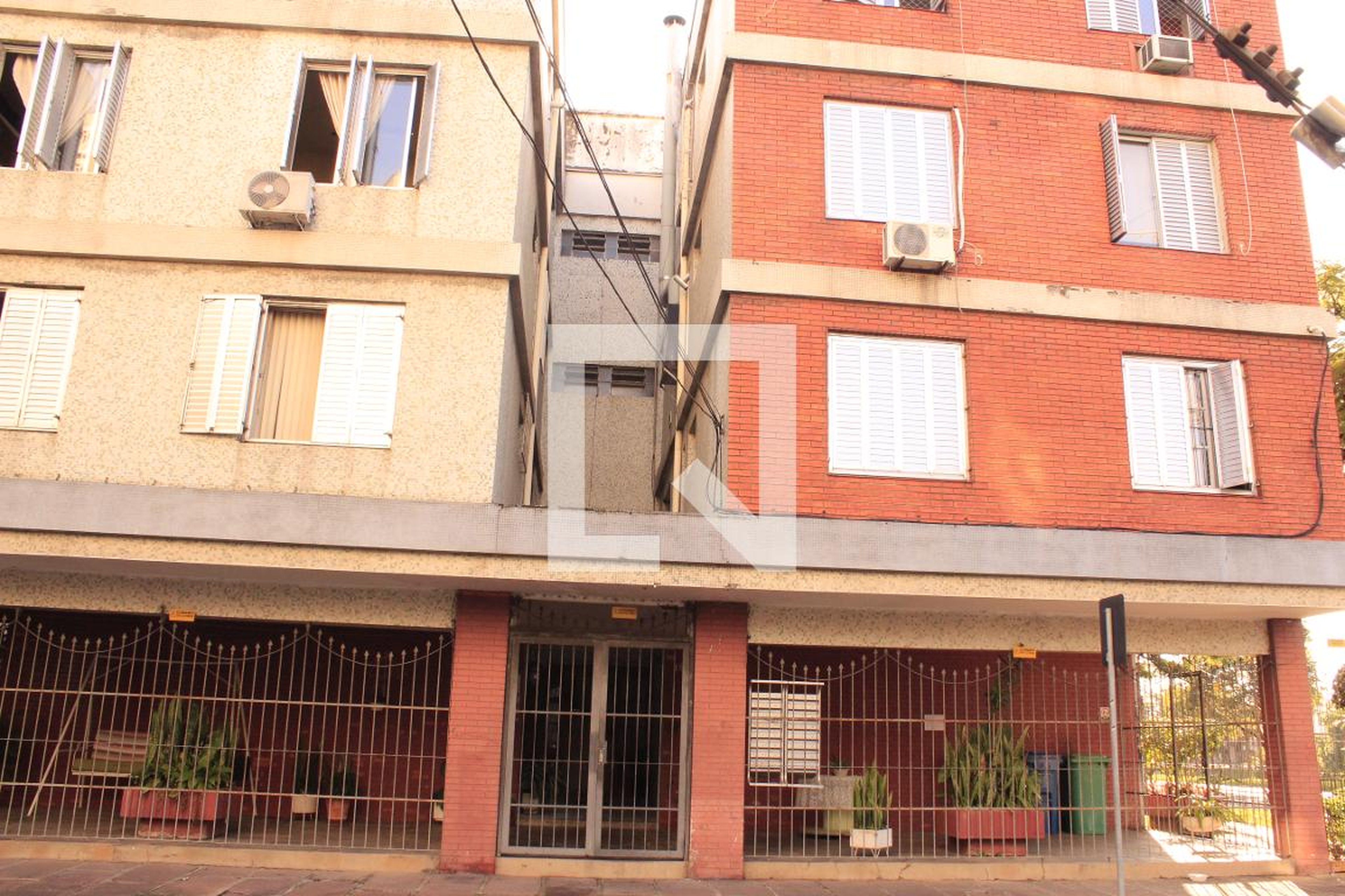 Fachada do Prédio Condomínio Manuelito de Ornelas