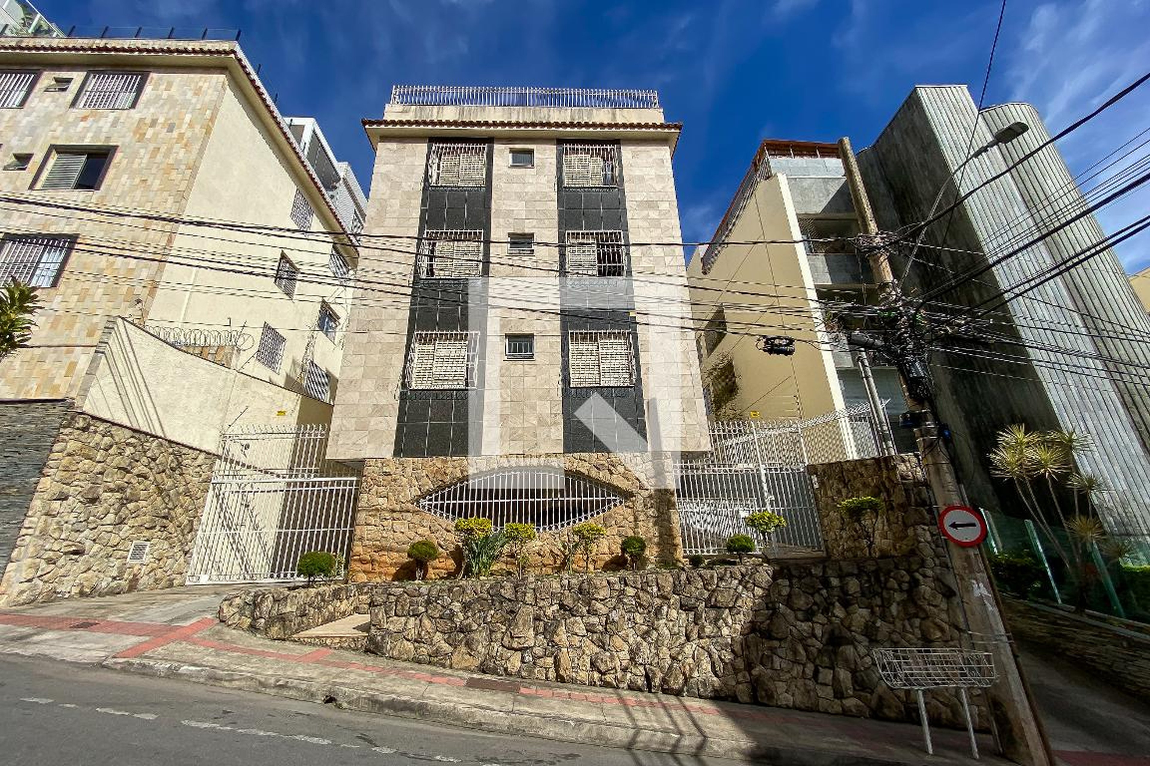 Fachada Edifício Adelaide Mendes da Rocha