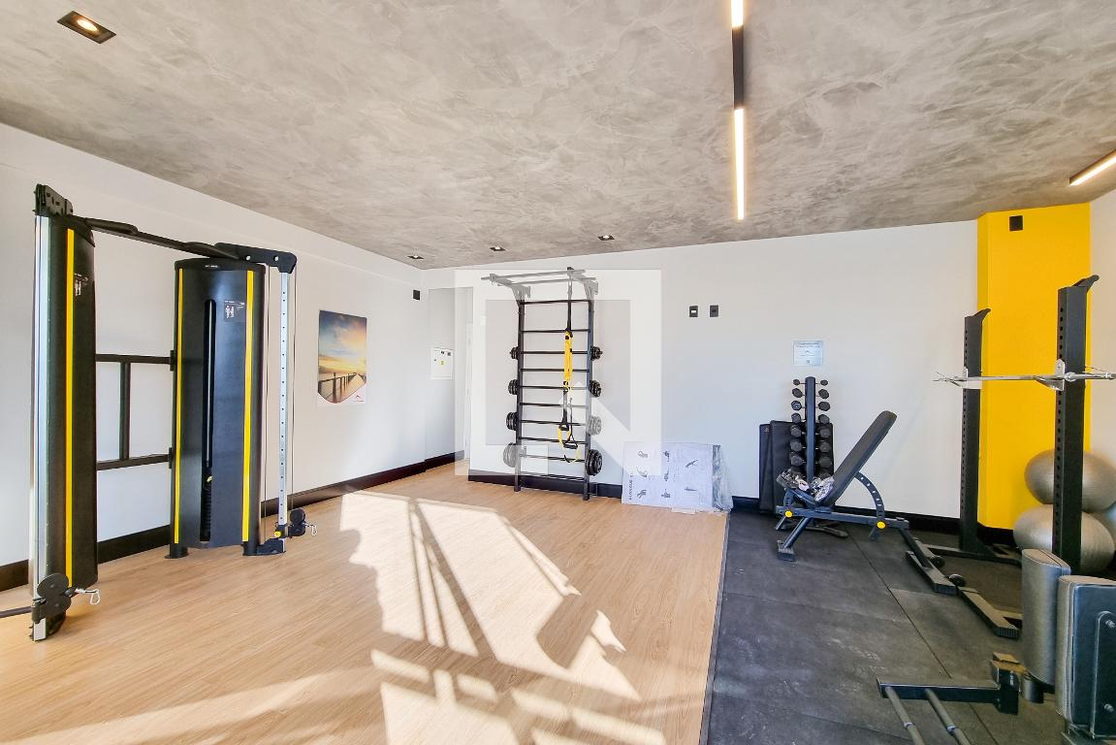 Academia - Move Residence