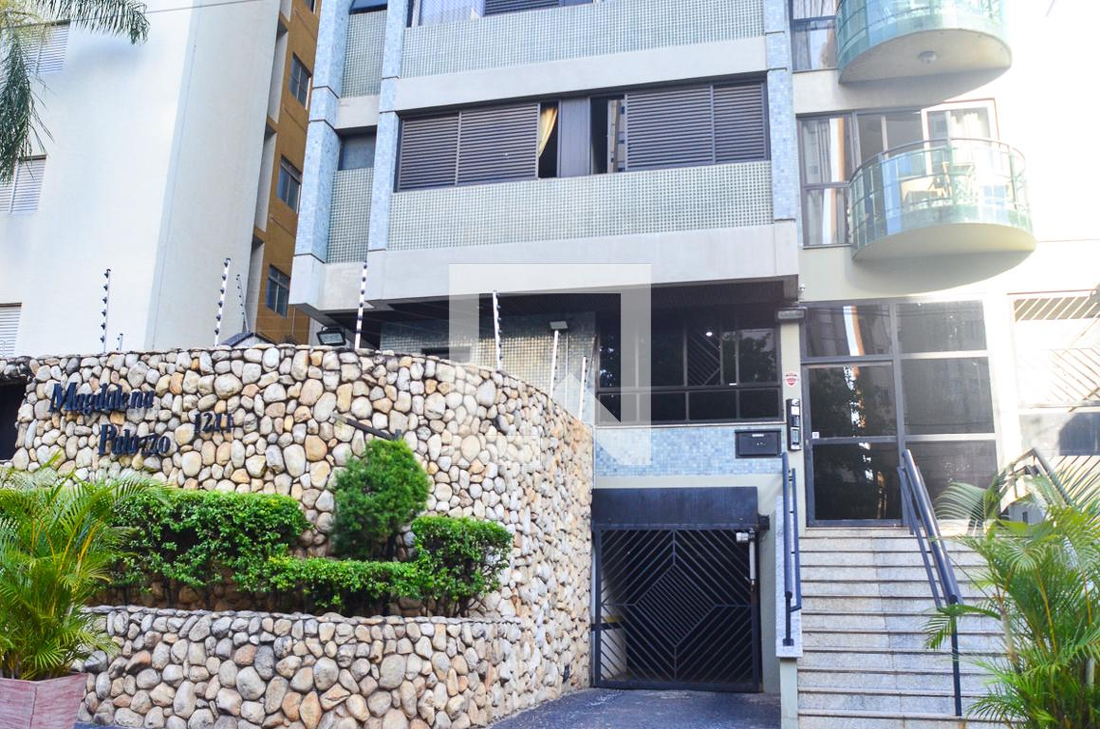 Fachada Condomínio em Avenida Princesa D'Oeste, 1211