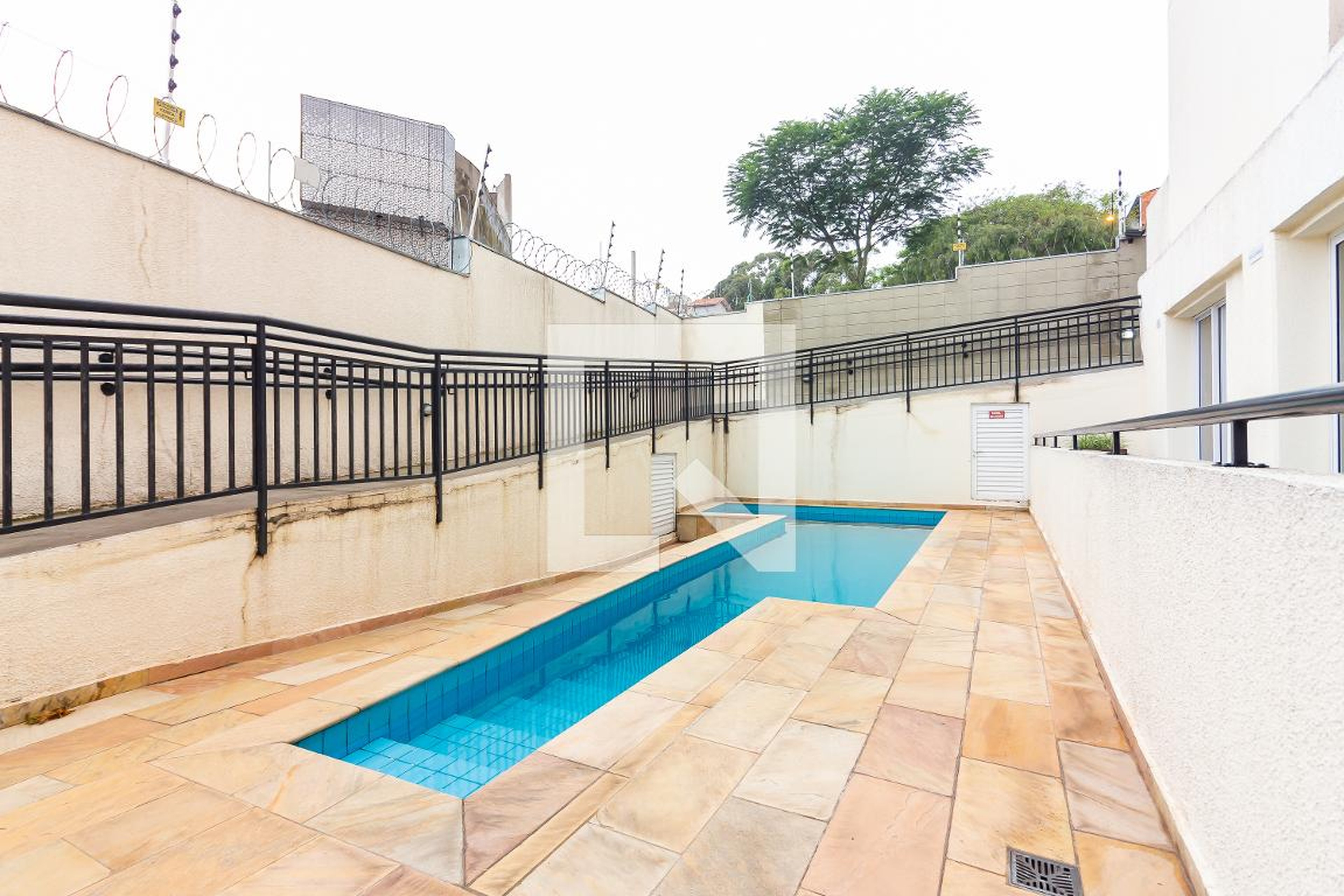 Piscina - Canadá Gardens