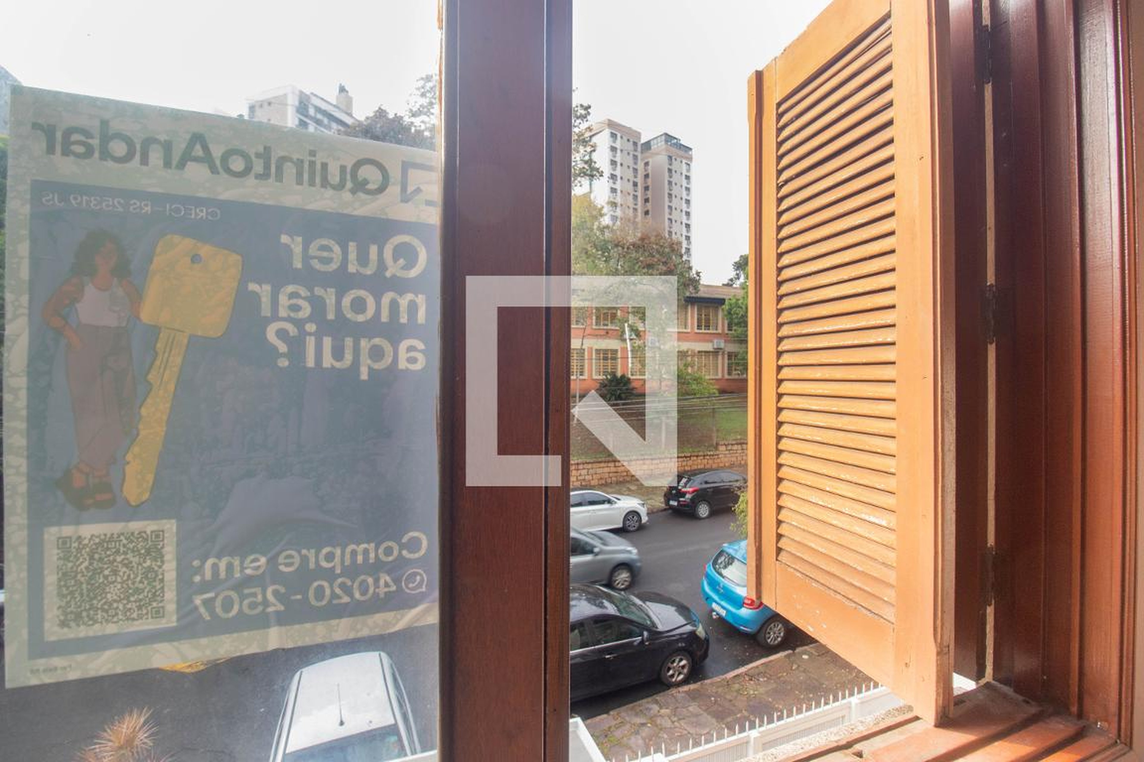 Fachada Condomínio em Rua Doutor Eduardo Chartier, 1157