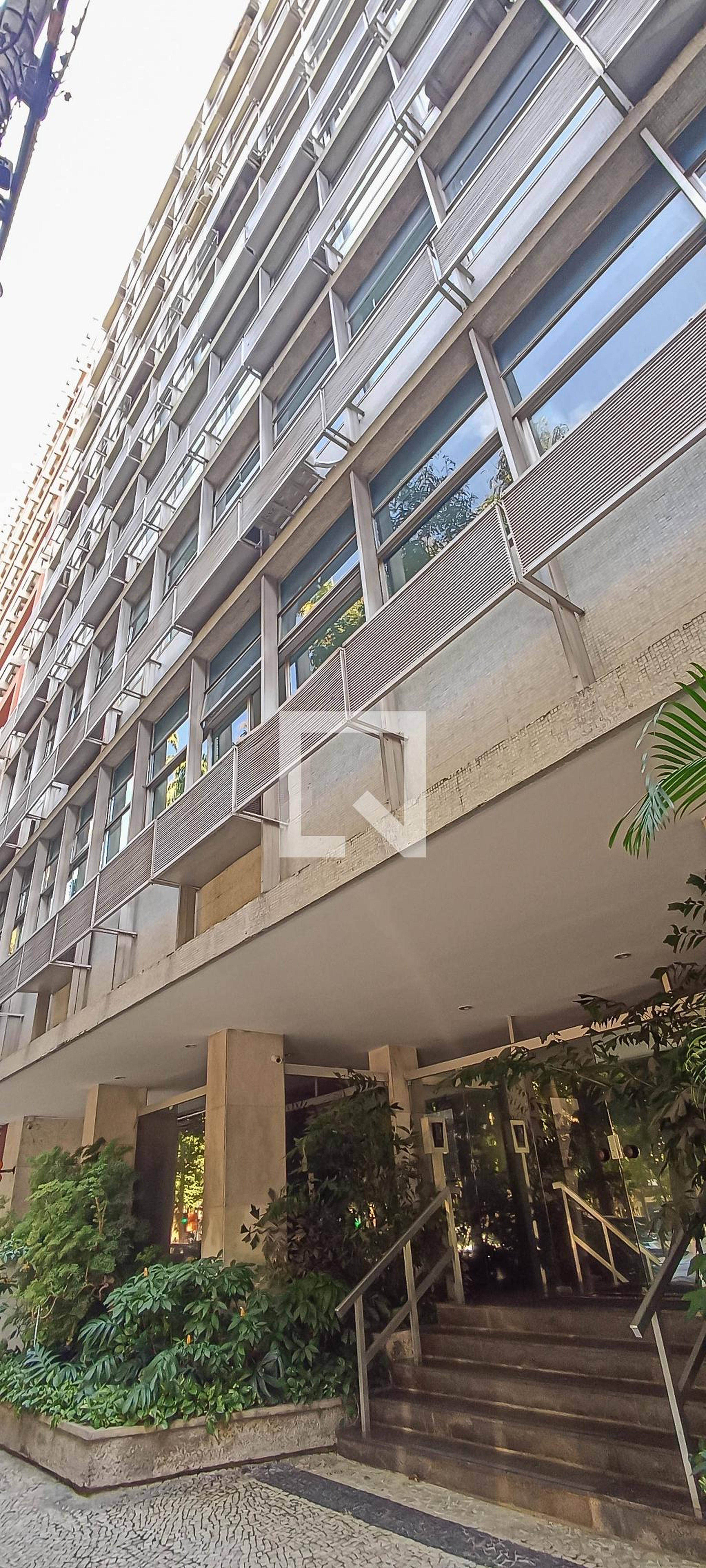 Fachada do Prédio Condomínio M Américo