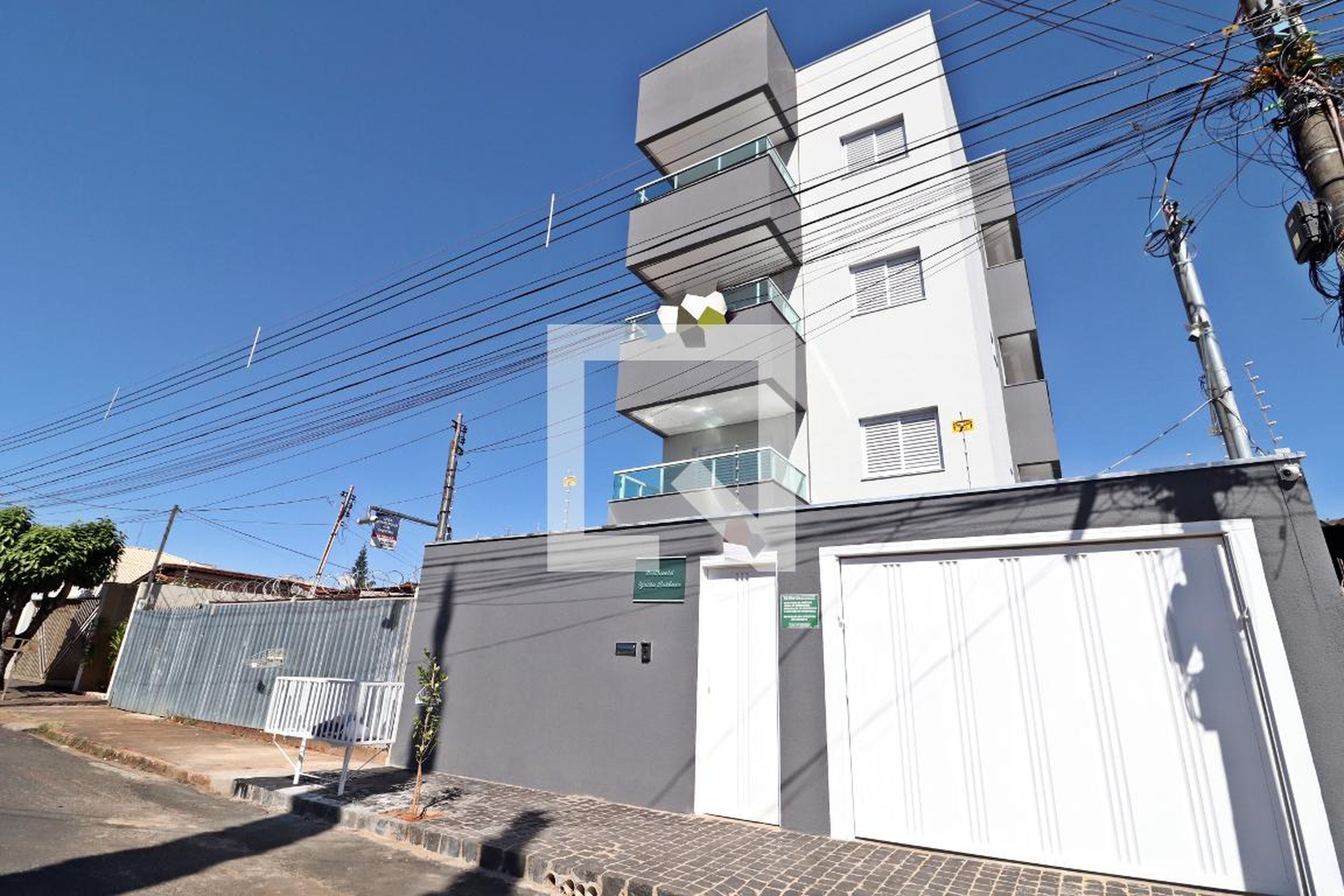 Fachada Condomínio em Rua Acre, 830