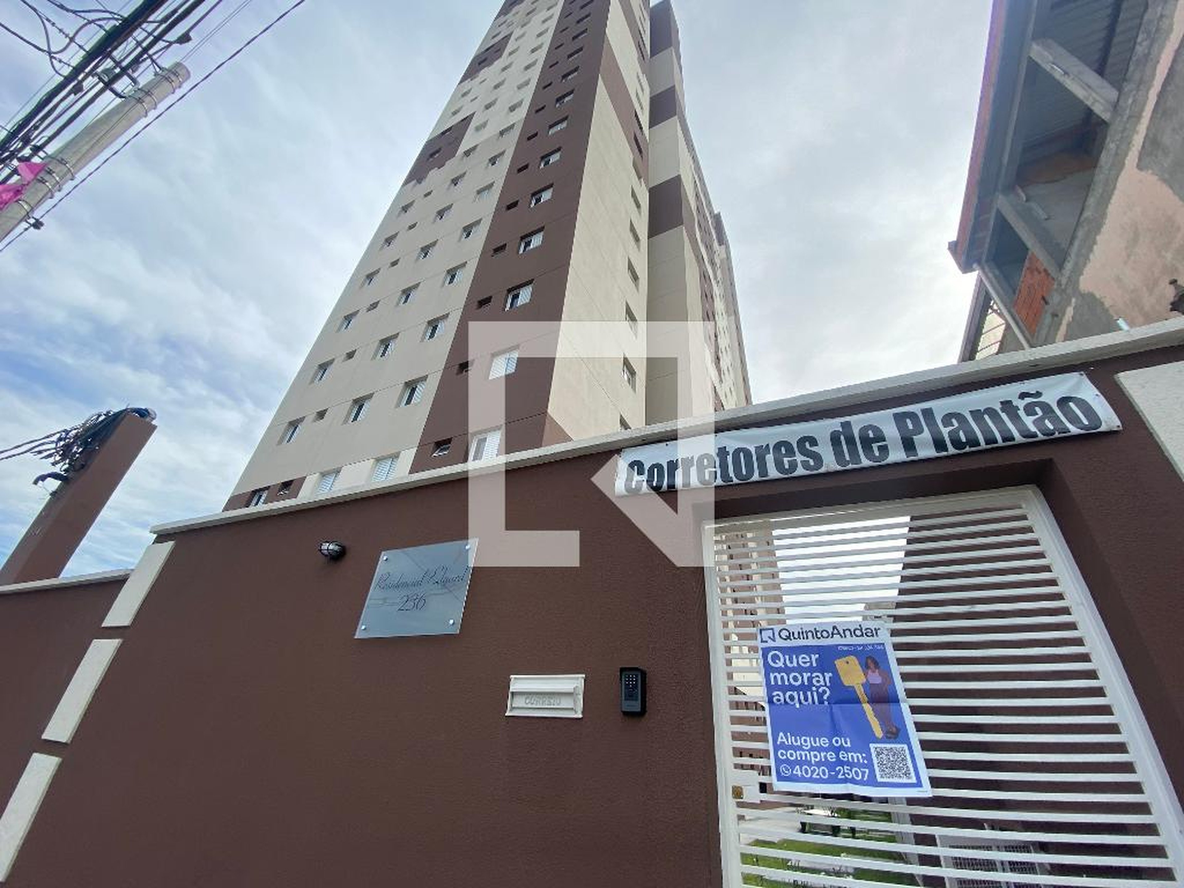 Fachada do Prédio Condomínio em Rua Doutor Edgar García Viêira, 237