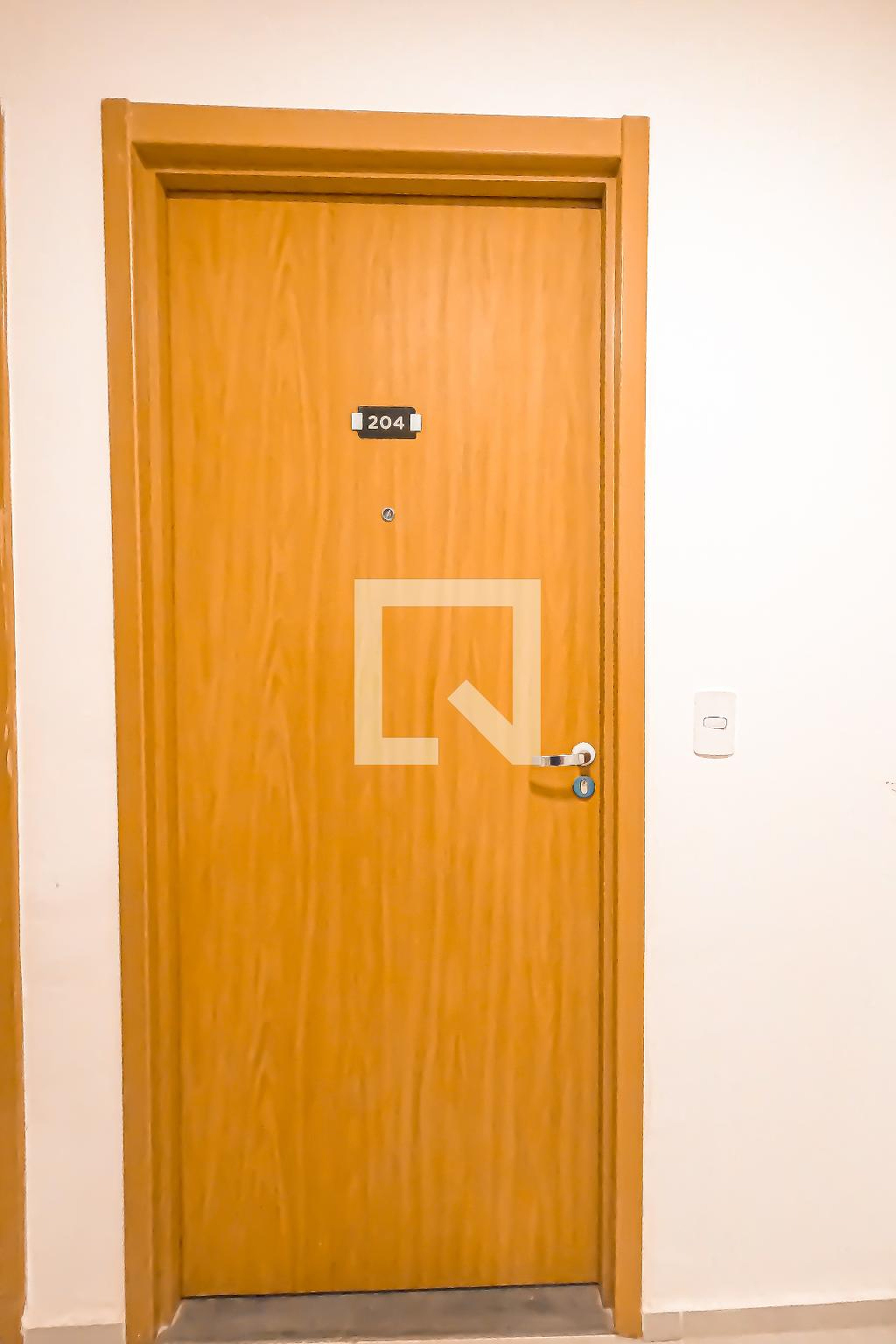 Entrada - Golden City