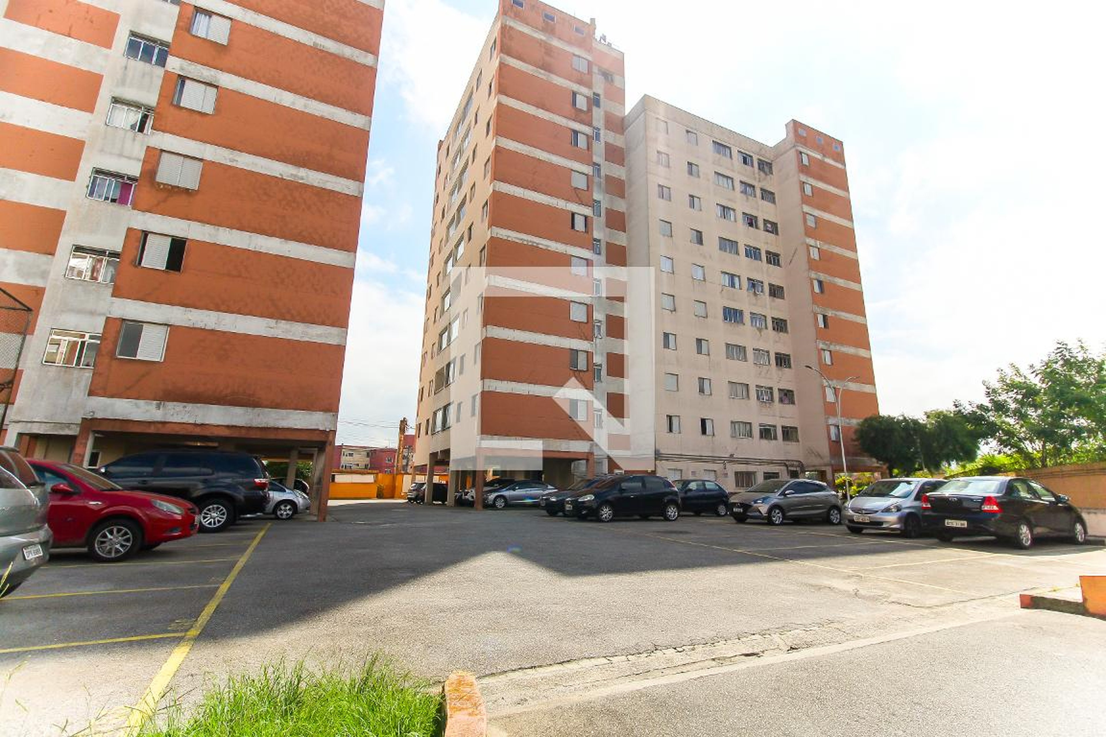 Fachada do Prédio Condomínio em Avenida Líder, 1150