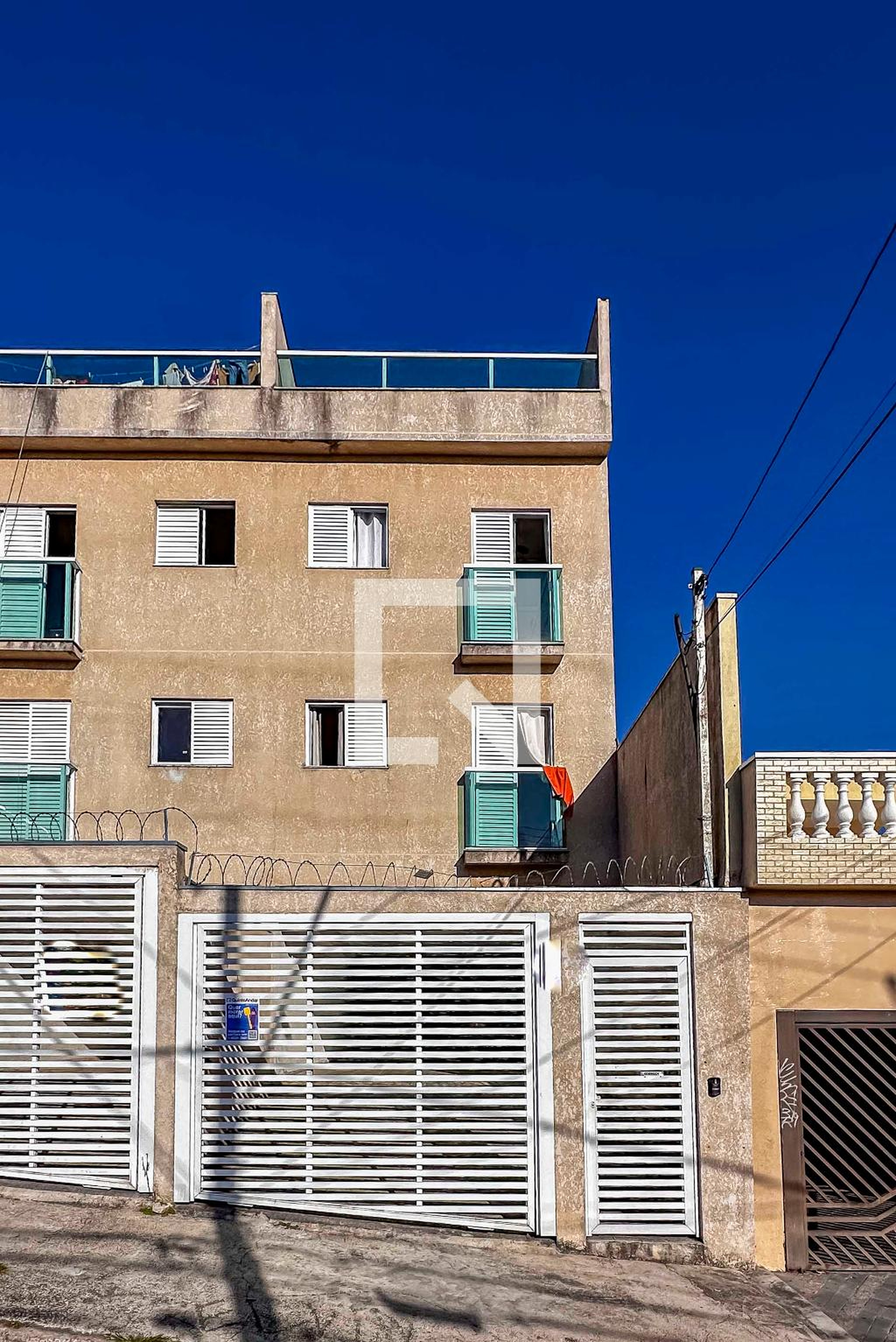 Fachada Condomínio em Rua Leviatan, 54