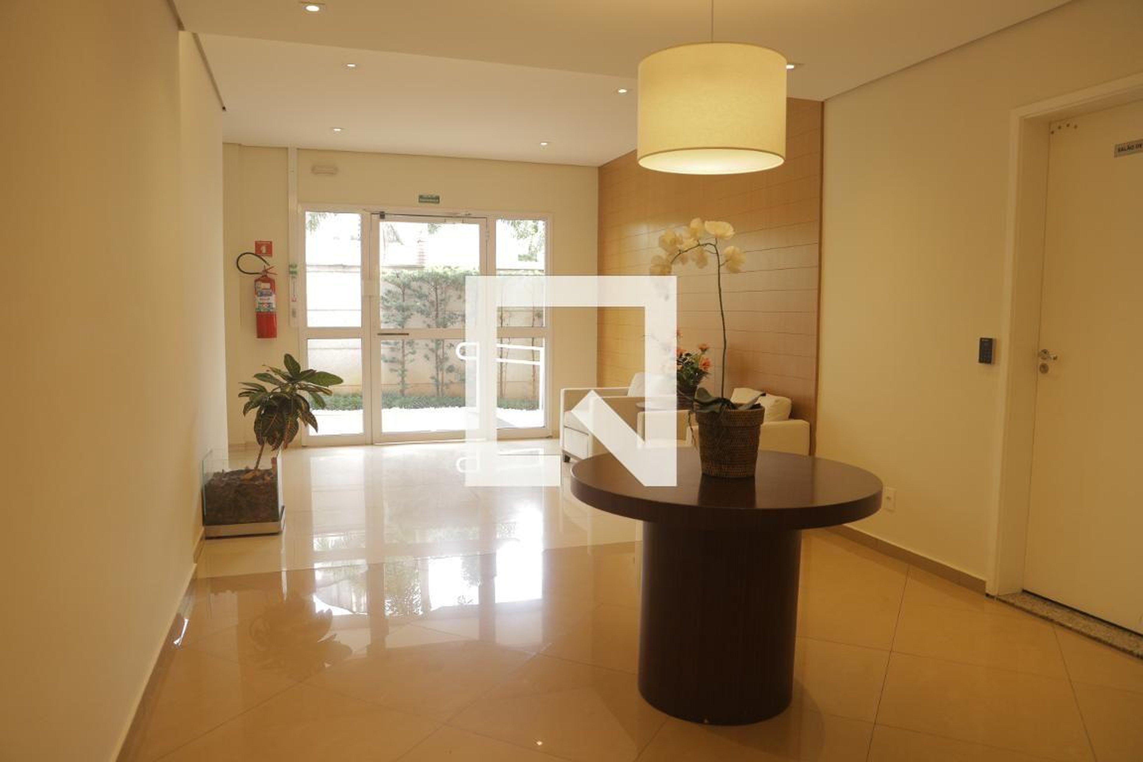 Hall Social - Presence