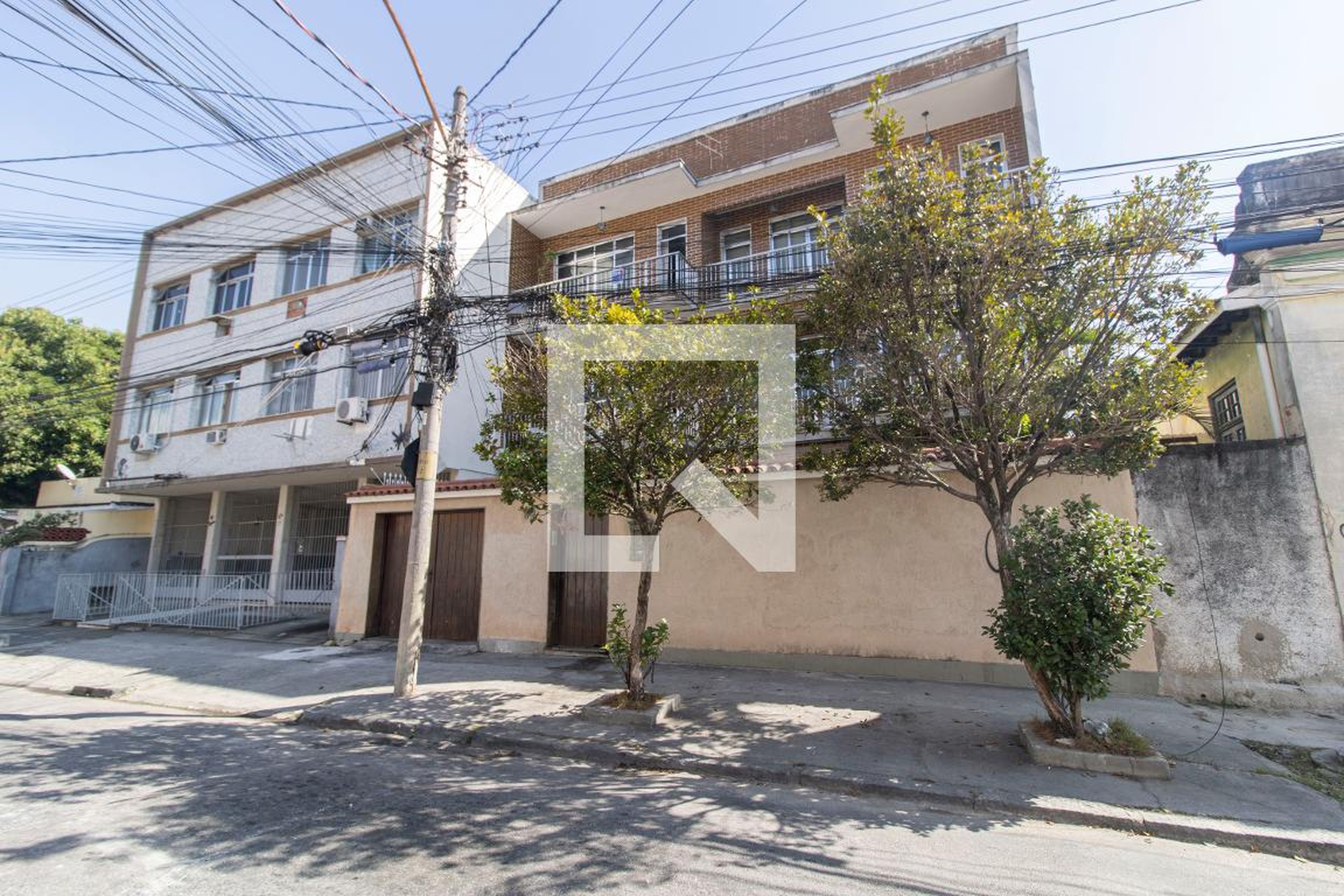 Fachada Condomínio em Rua Guaratinguetá, 52