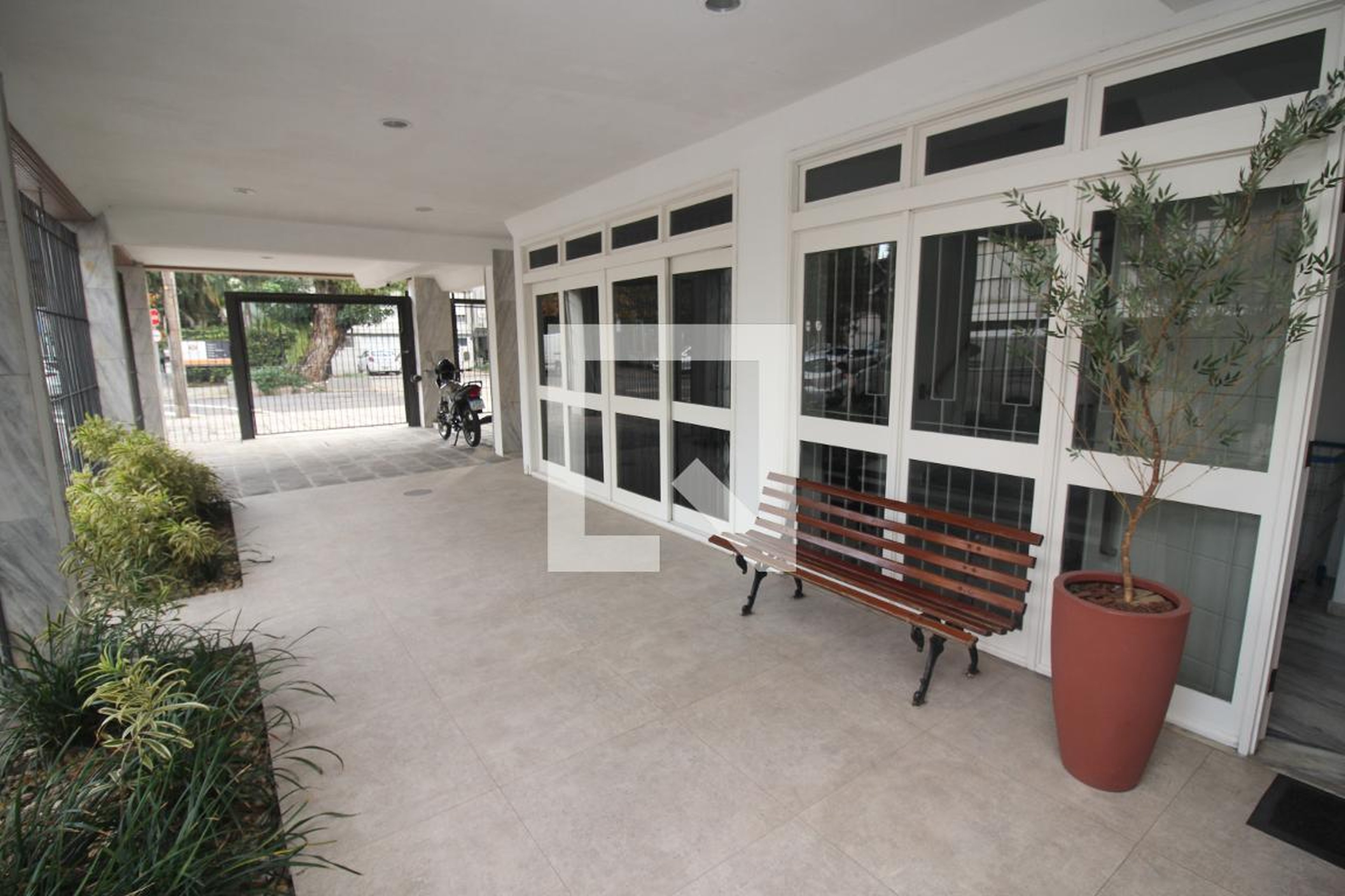 Hall de Entrada - Edifício Solar do Parque