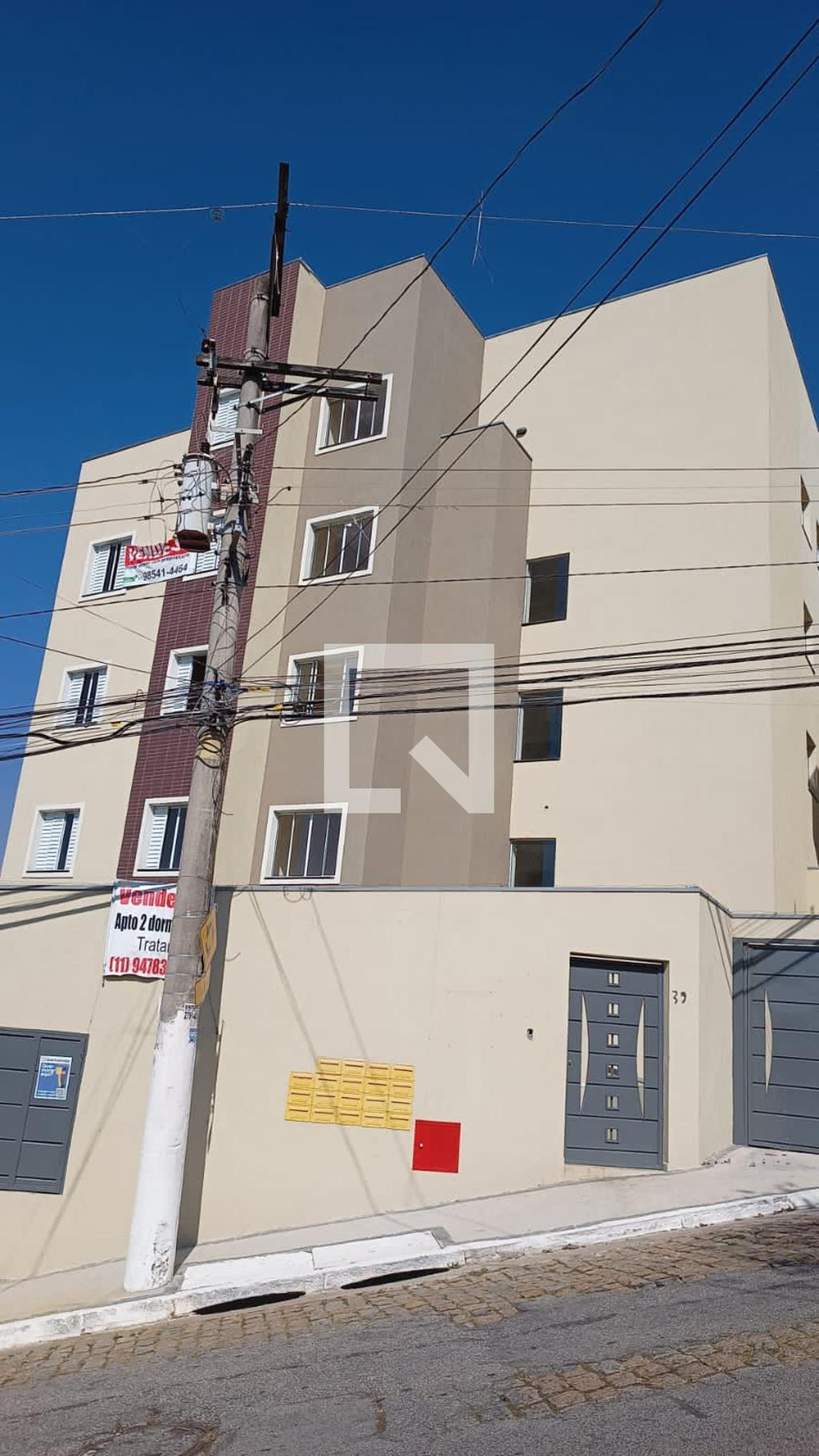 Fachada do Prédio Condomínio em Avenida Capitão Anselmo Barcelos, 45