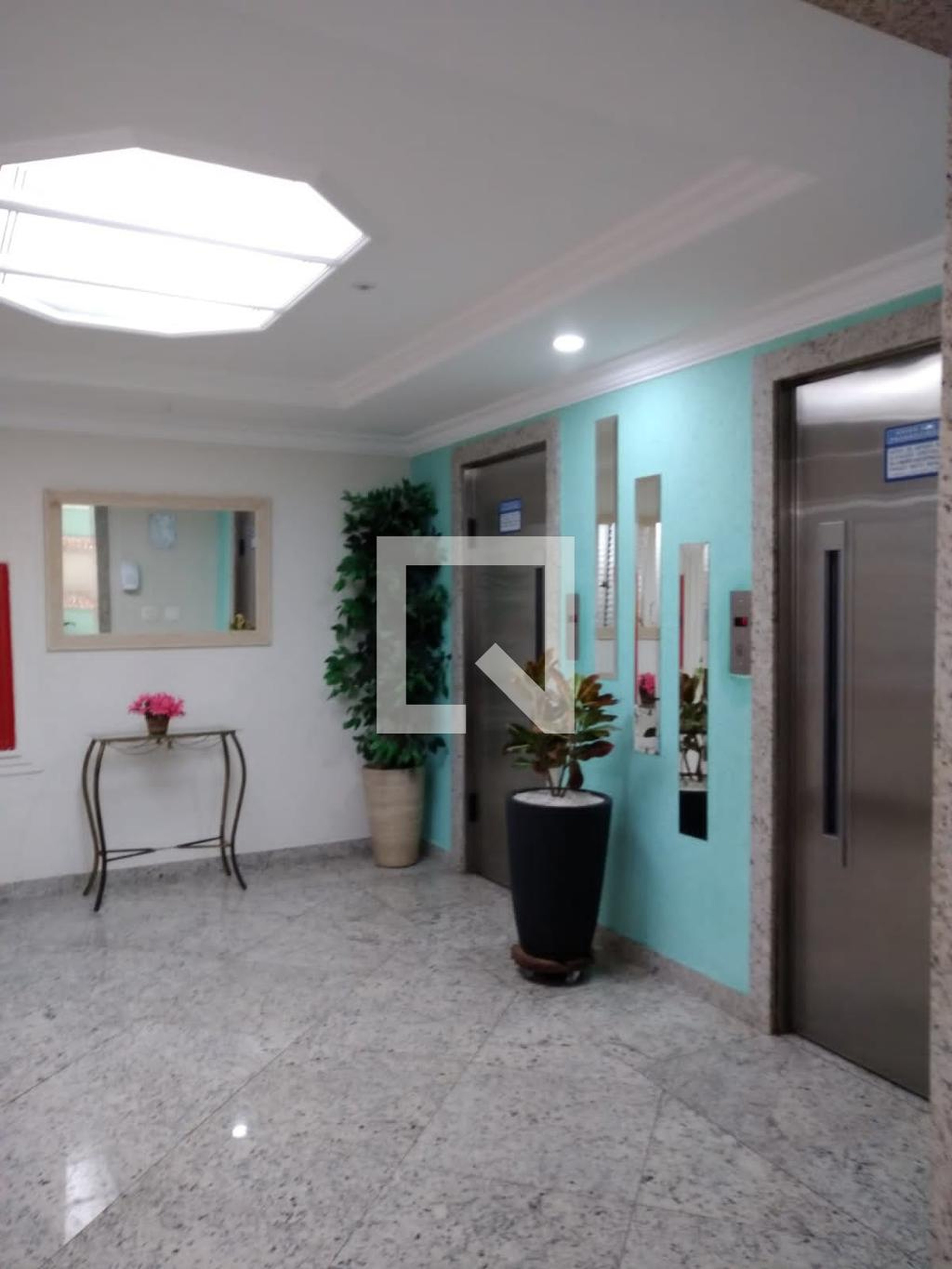 Elevador - Conjunto Residencial Vila Belém