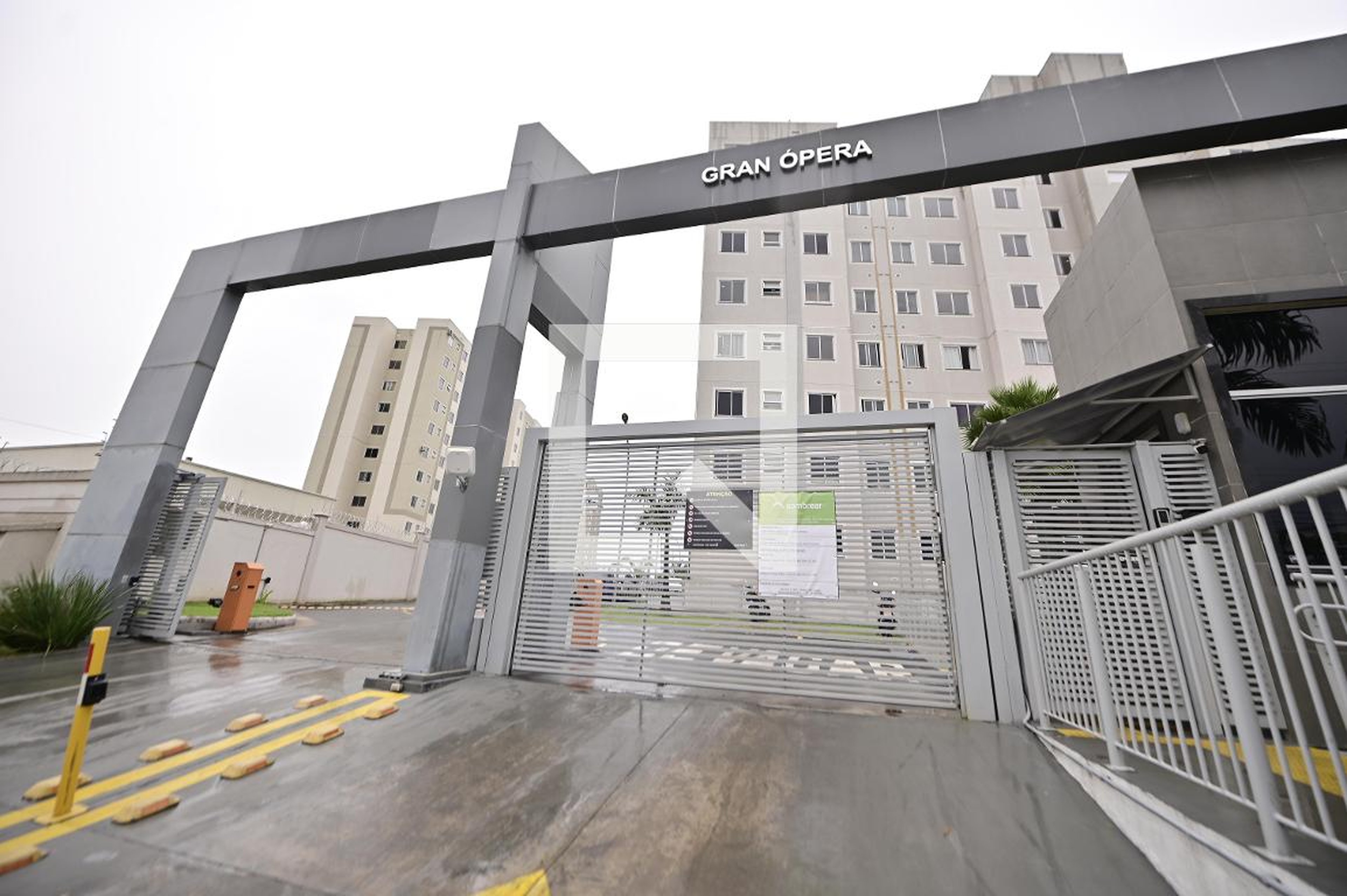 Fachada Condomínio em Alameda A, 176