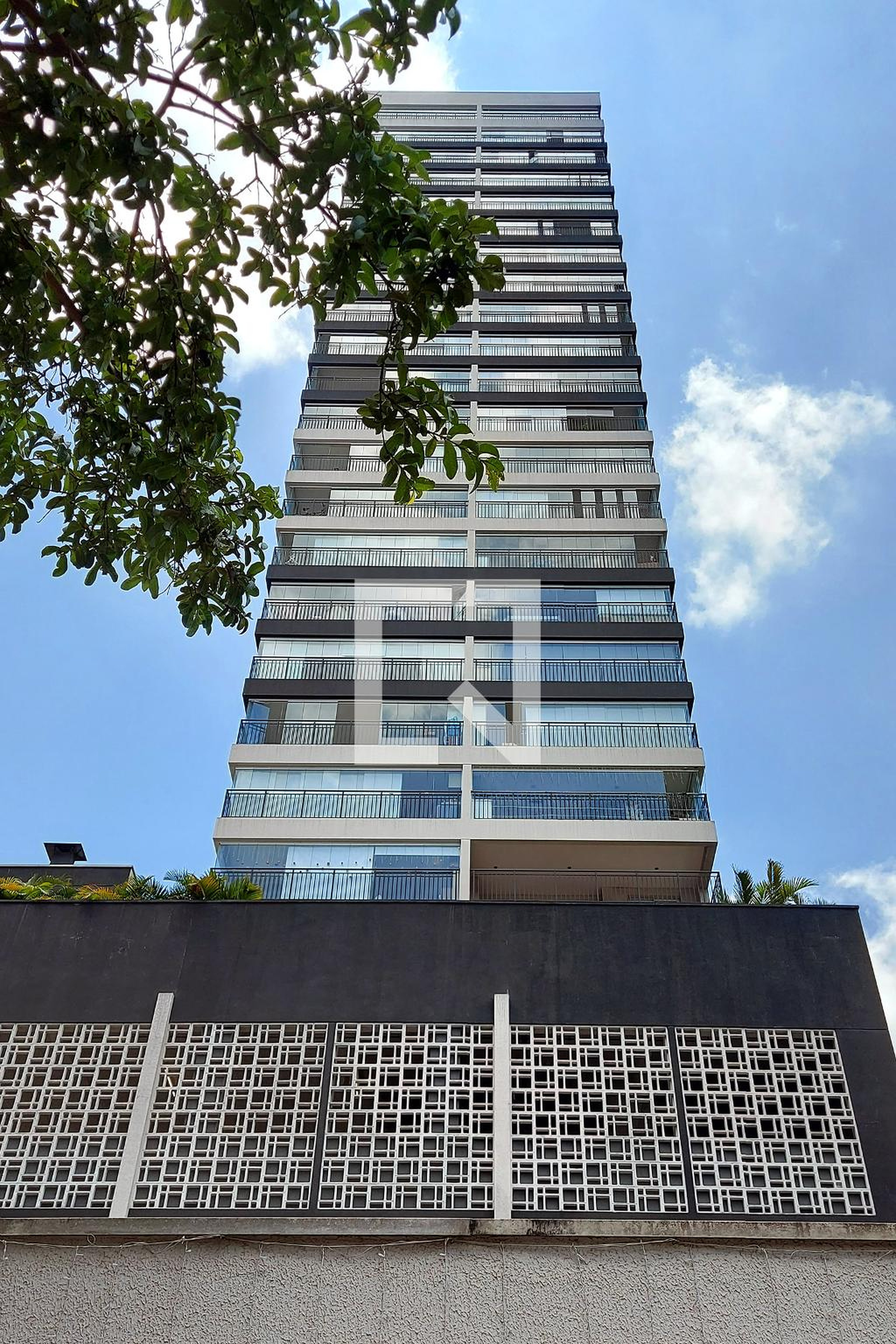 Fachada Condomínio Cosmopolitan Santa Cecília