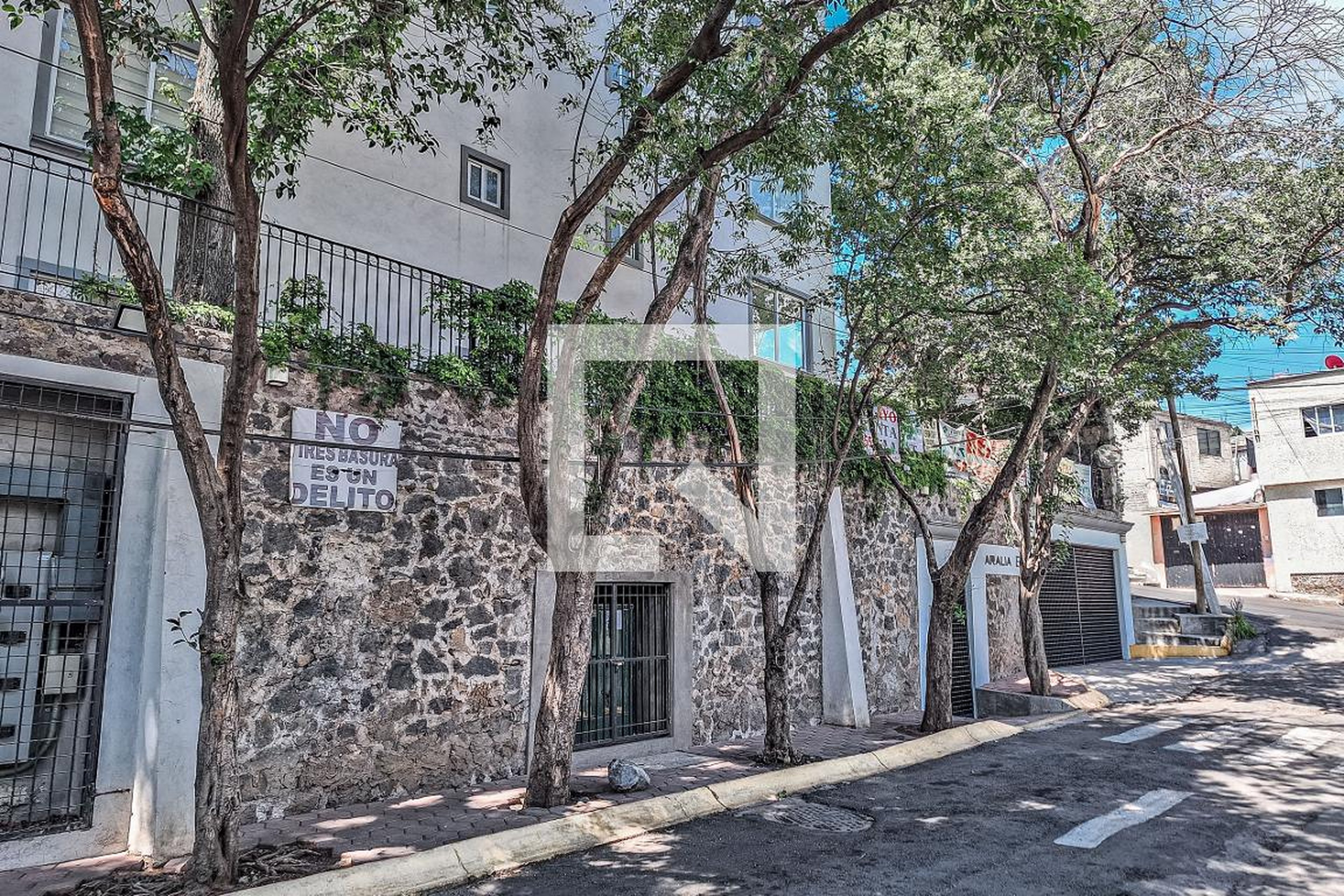 Fachada Residencial Aralia 86