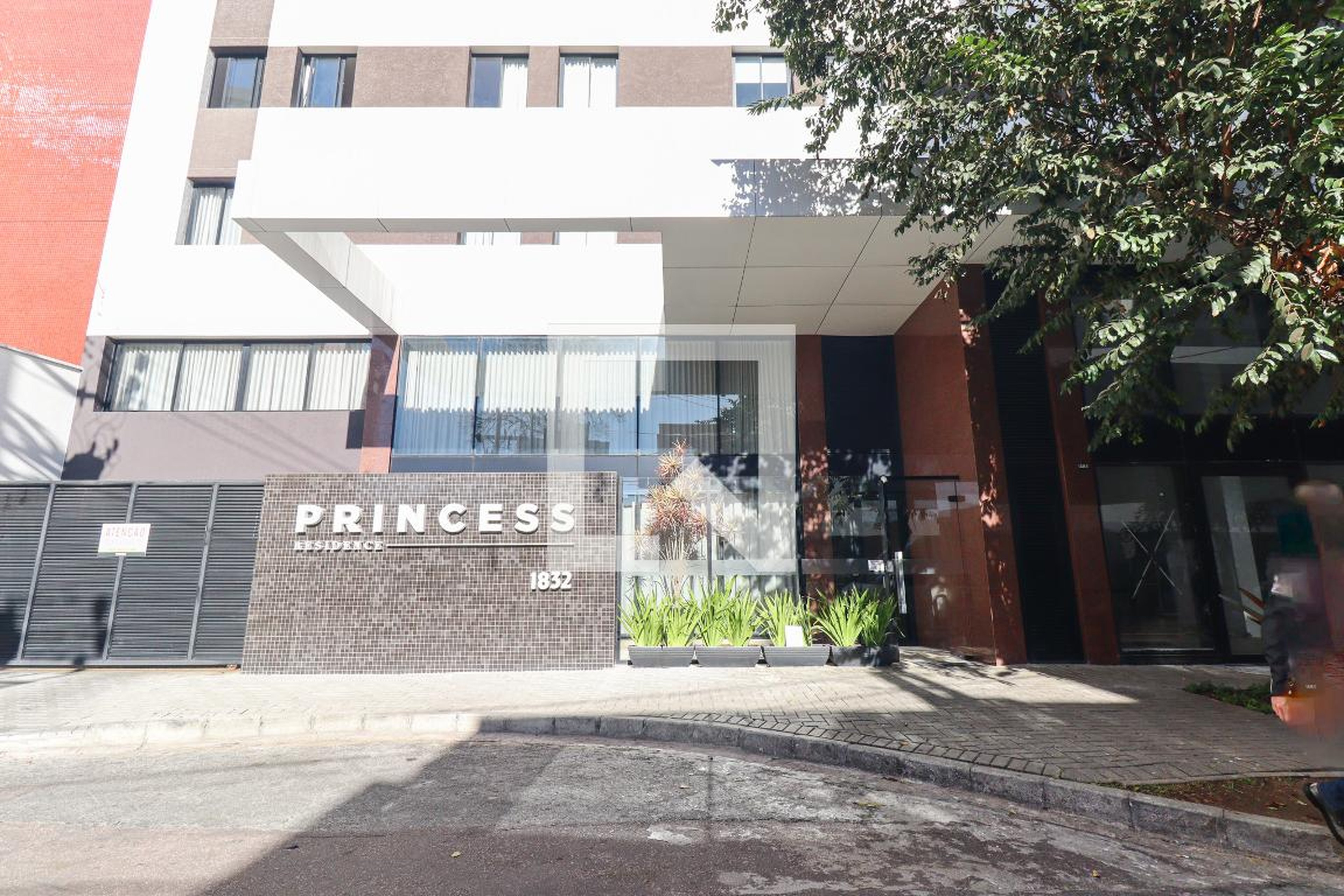 Fachada  do Condomínio - Princess Residence