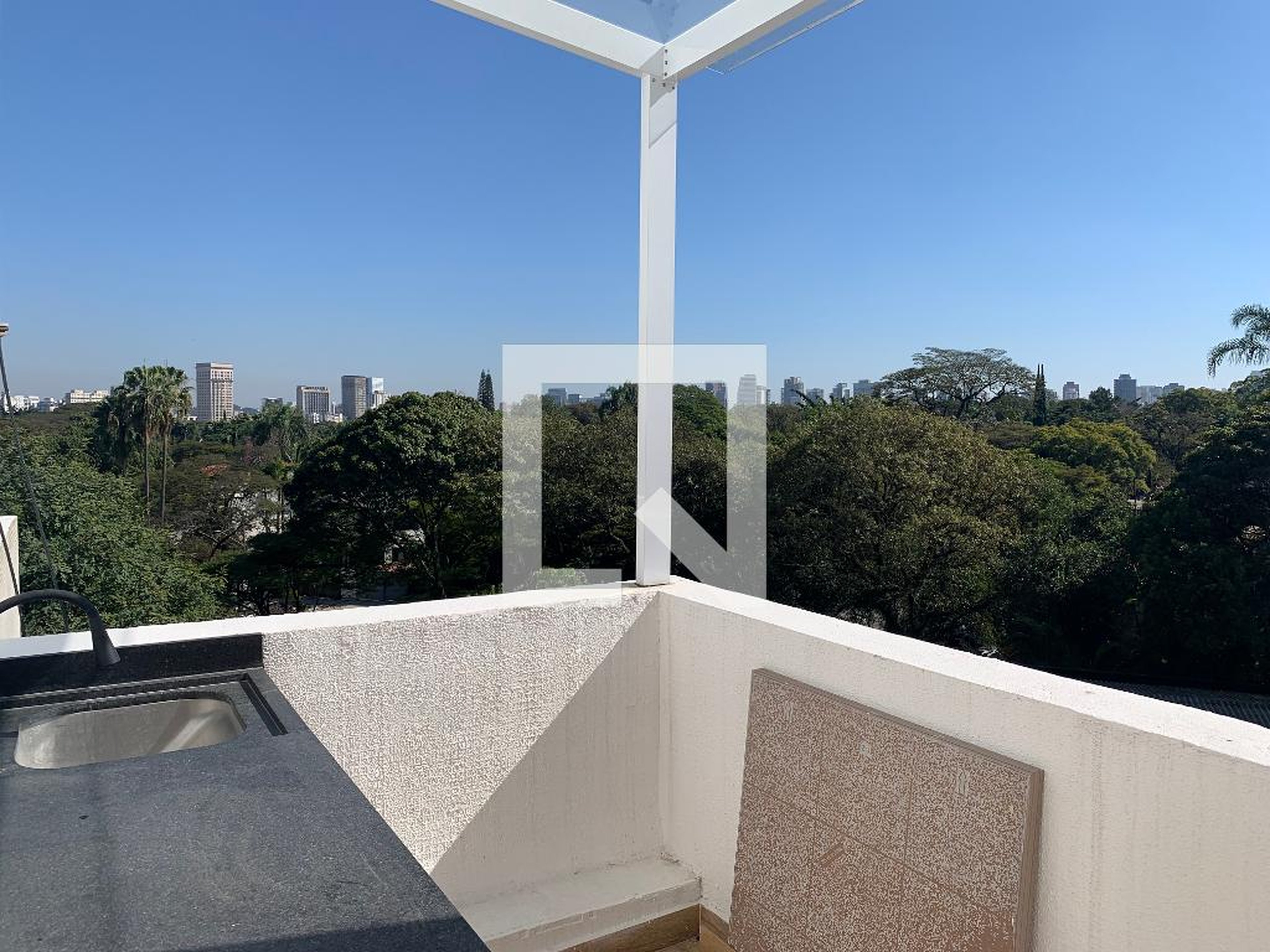 Área externa - Carlos Achermann