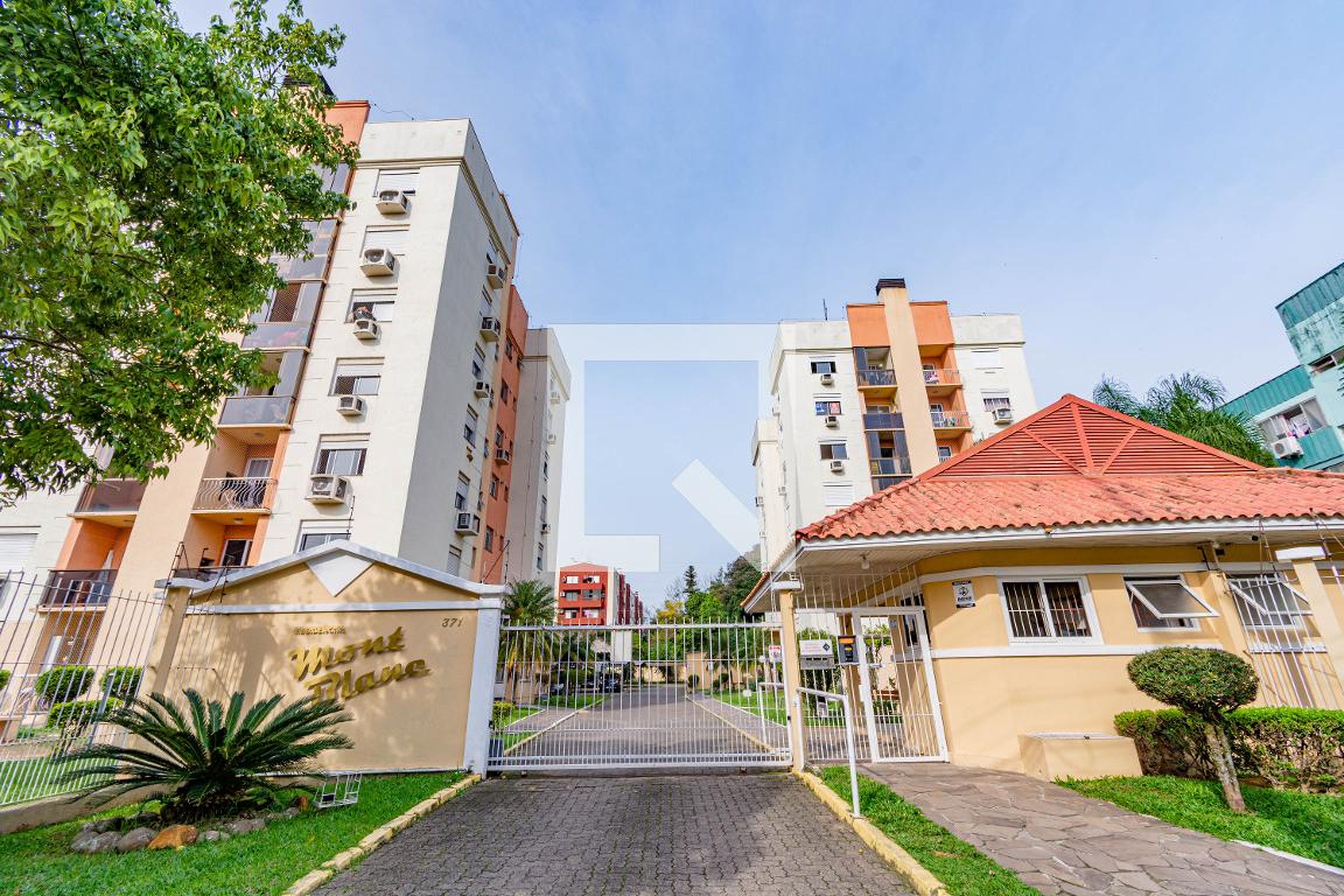 Fachada Residencial Mont Blanc