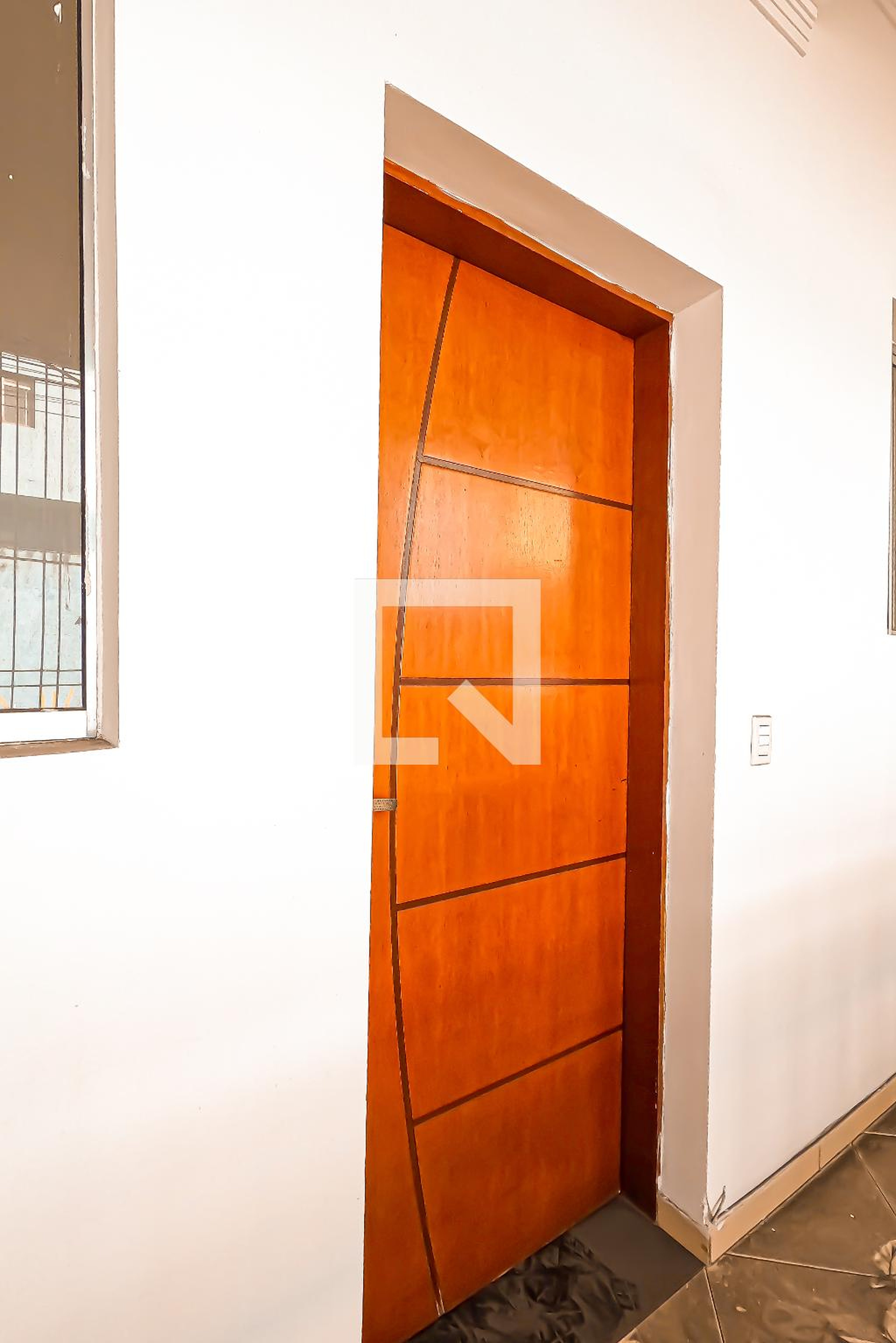 Entrada Condomínio em Rua Suíça, 21