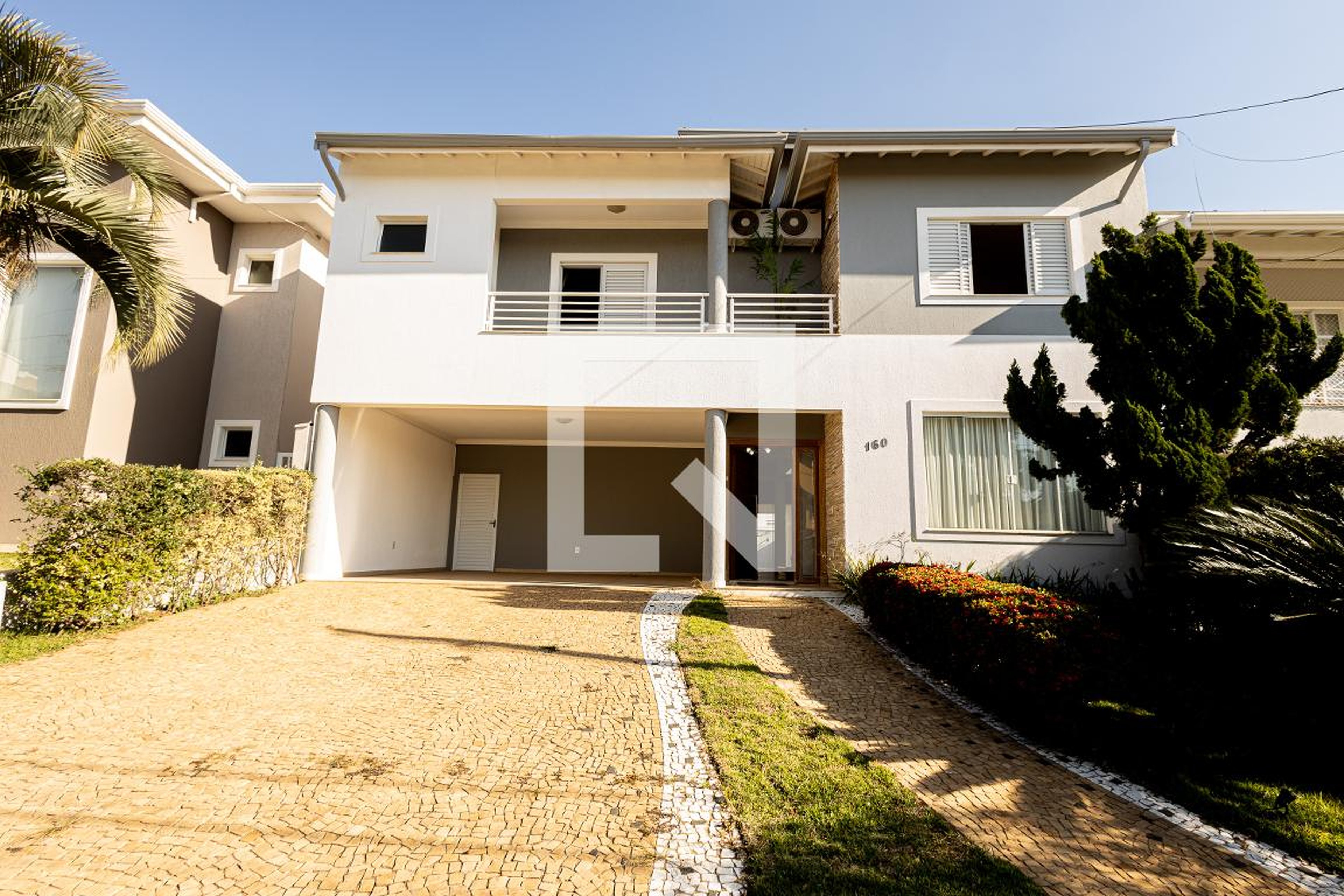 Fachada Residencial Villa Suíça